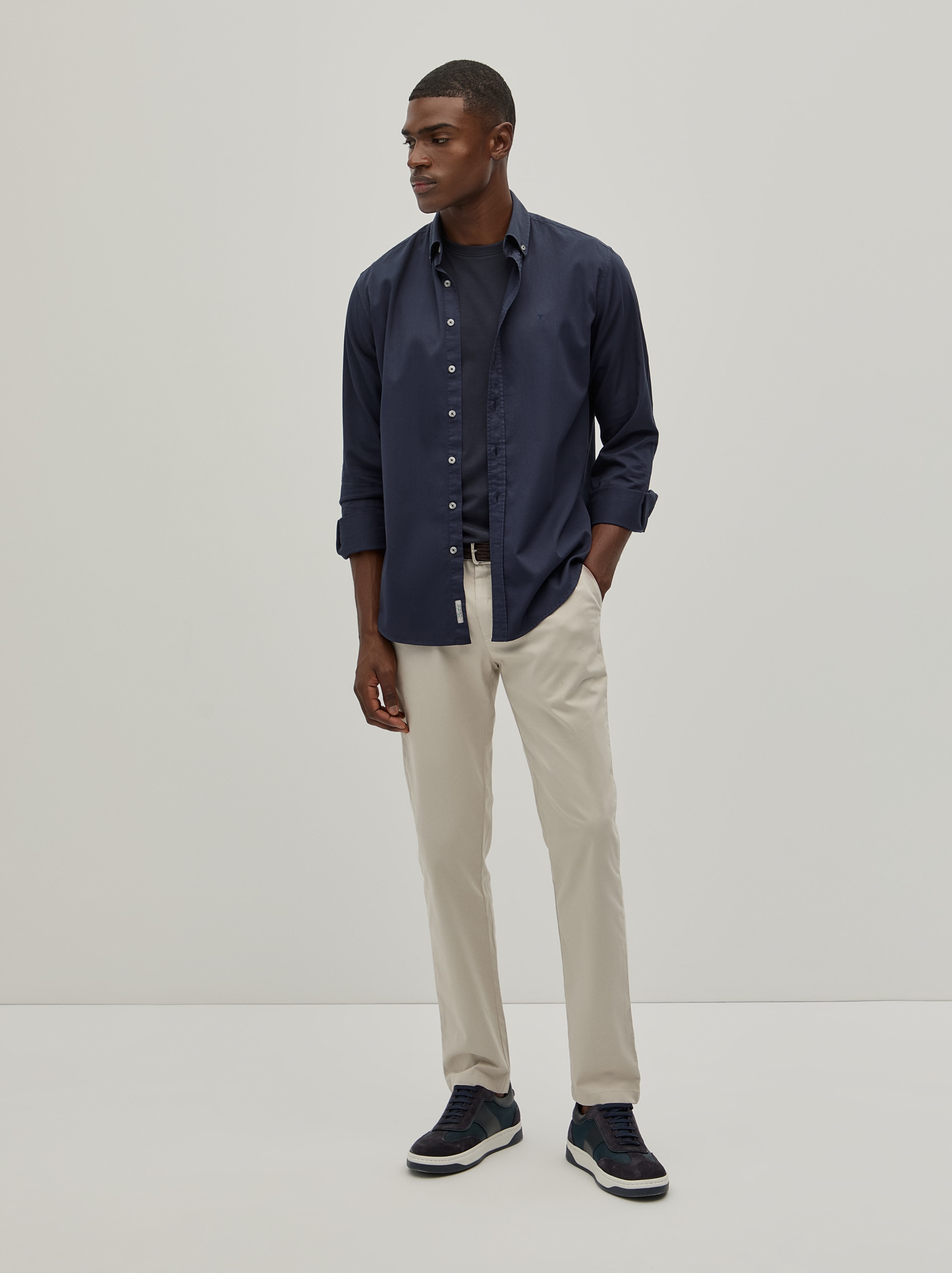 Camisa Lisa Regular Fit de Algodão Azul-marinho-2