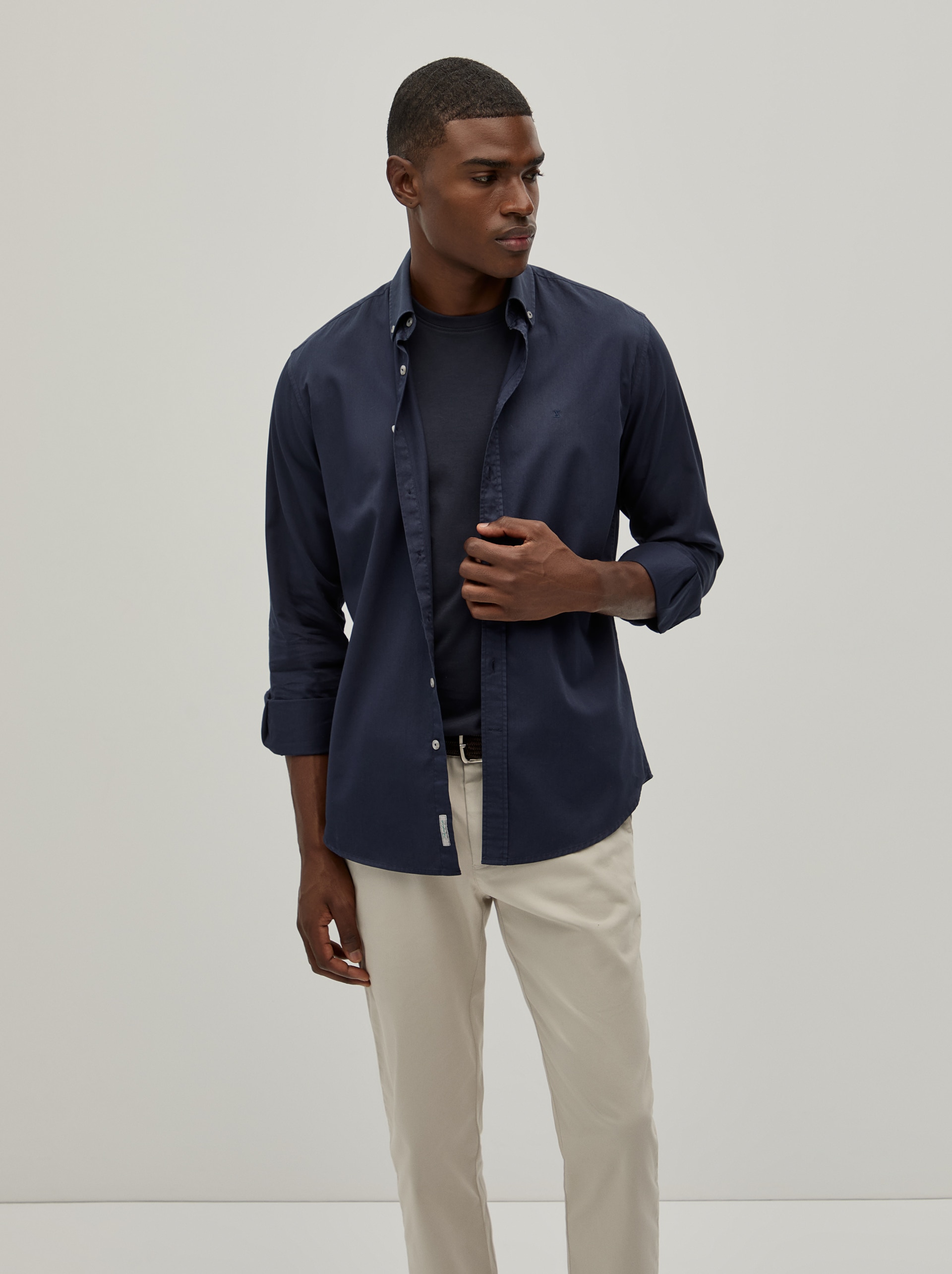 Camisa Lisa Regular Fit de Algodão Azul-marinho-4