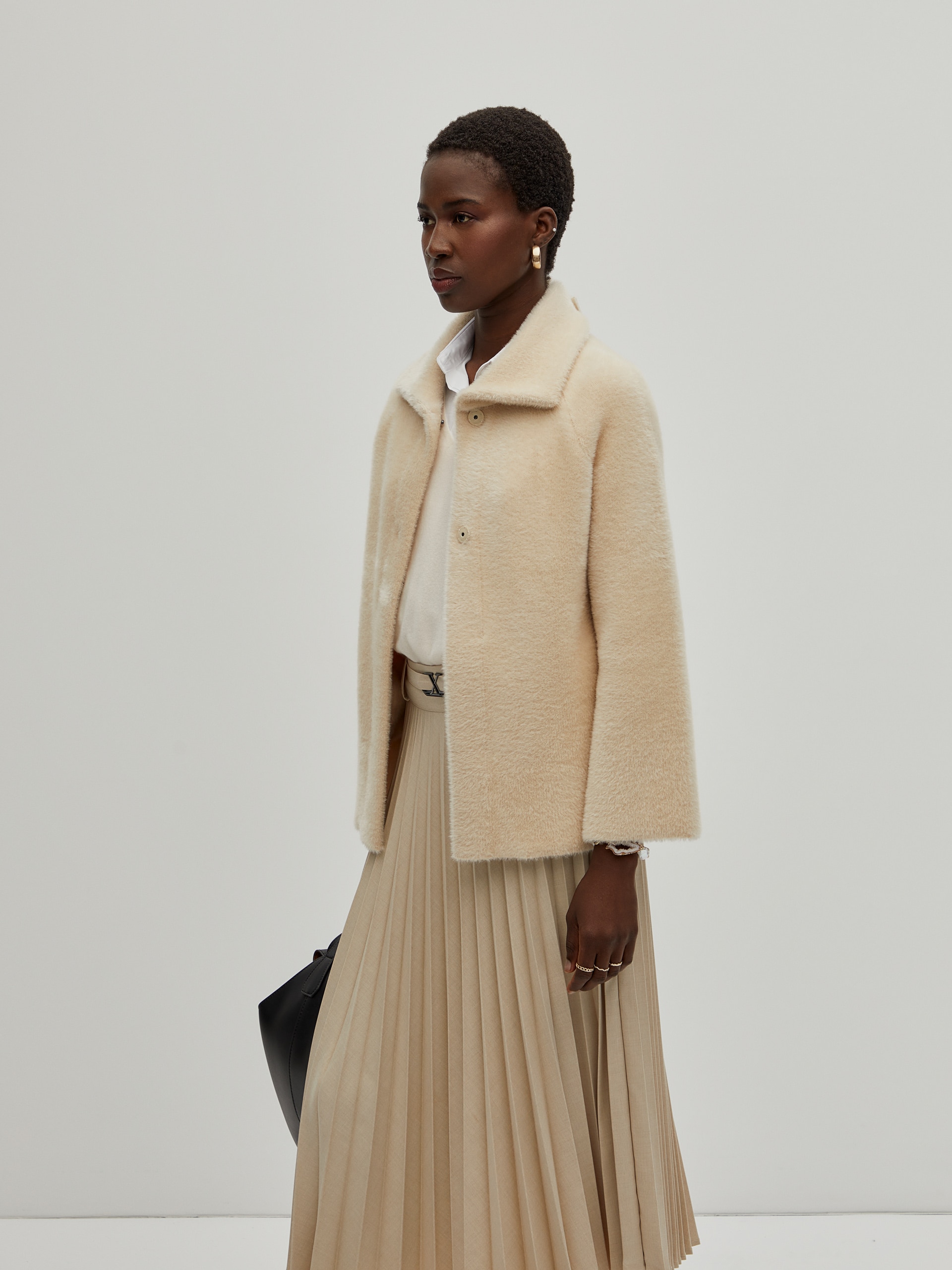 Casaco de pelo com mangas raglan Cru-4