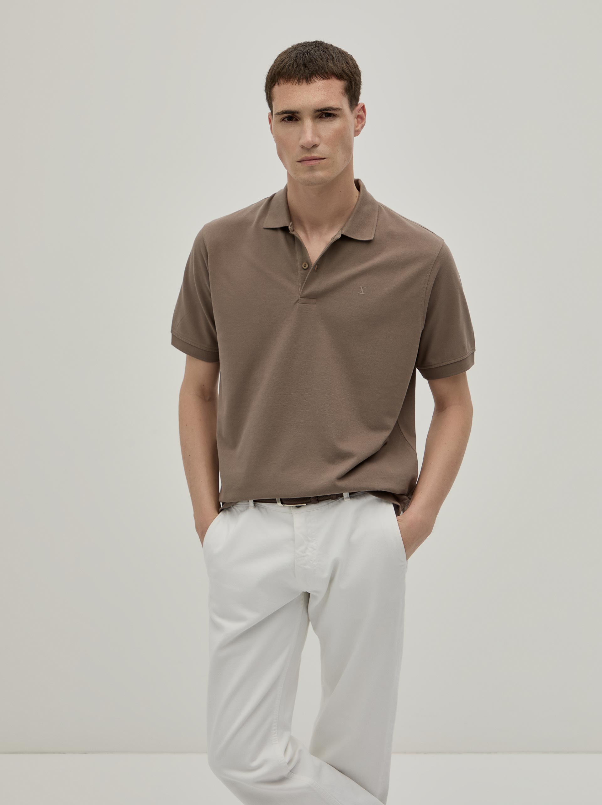 Polo Piqué Regular Fit Castanho-3