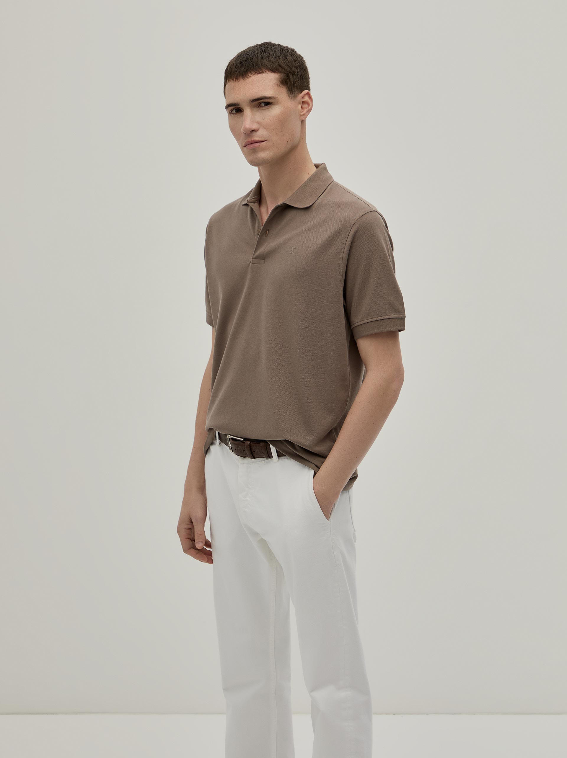 Polo Piqué Regular Fit Castanho-4