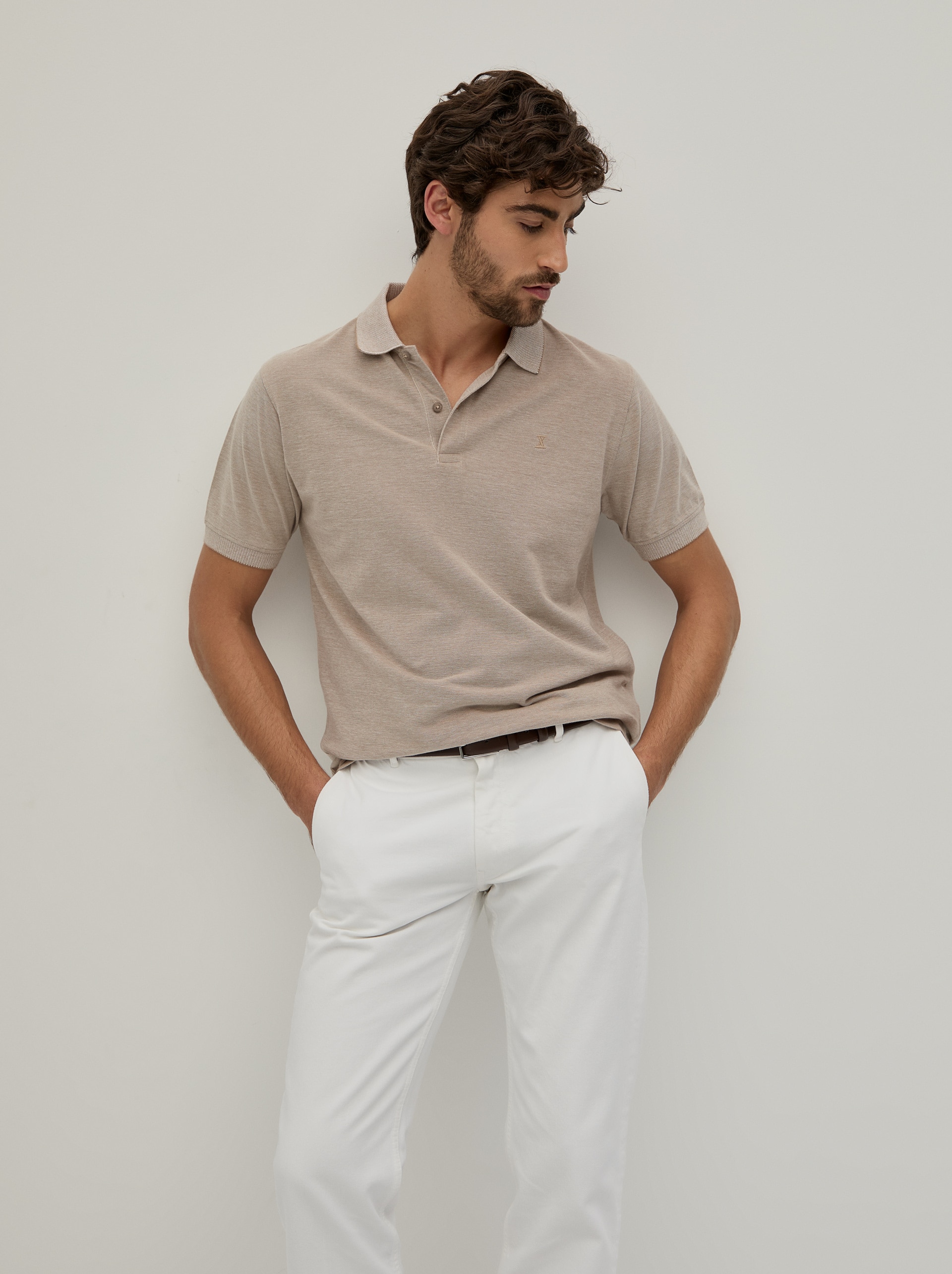 Polo Piqué Bicolor em Algodão Bege-1