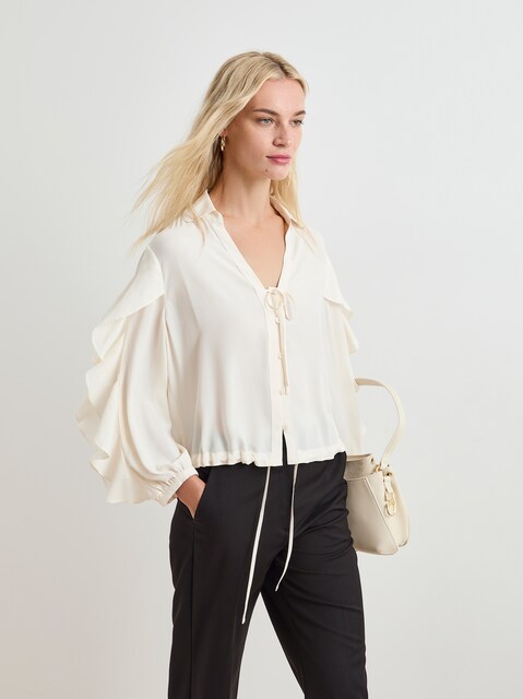 Imagem 0 de Blusa Fluída com Folhos