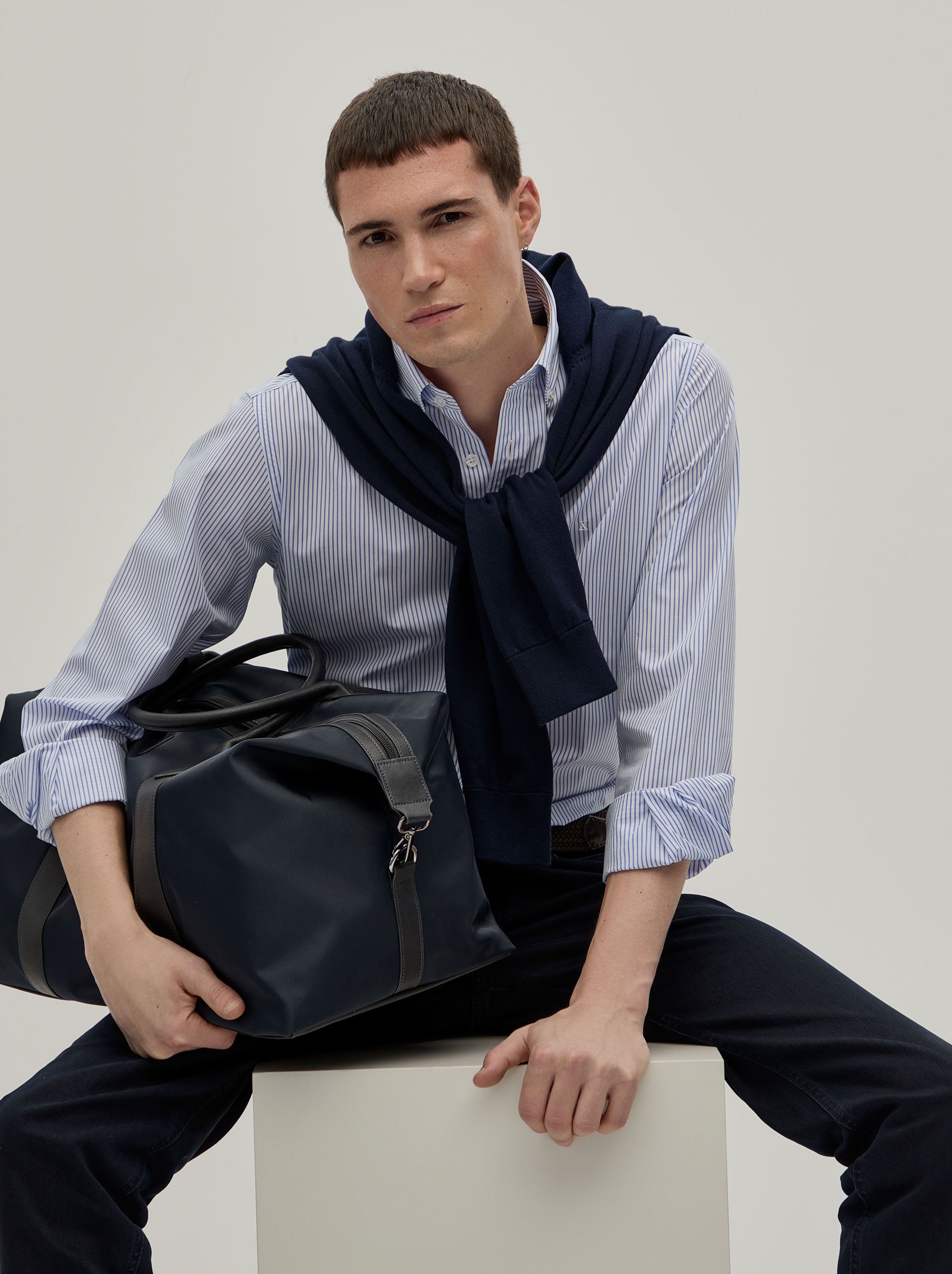 Calças Denim Regular Fit Azul-marinho-1