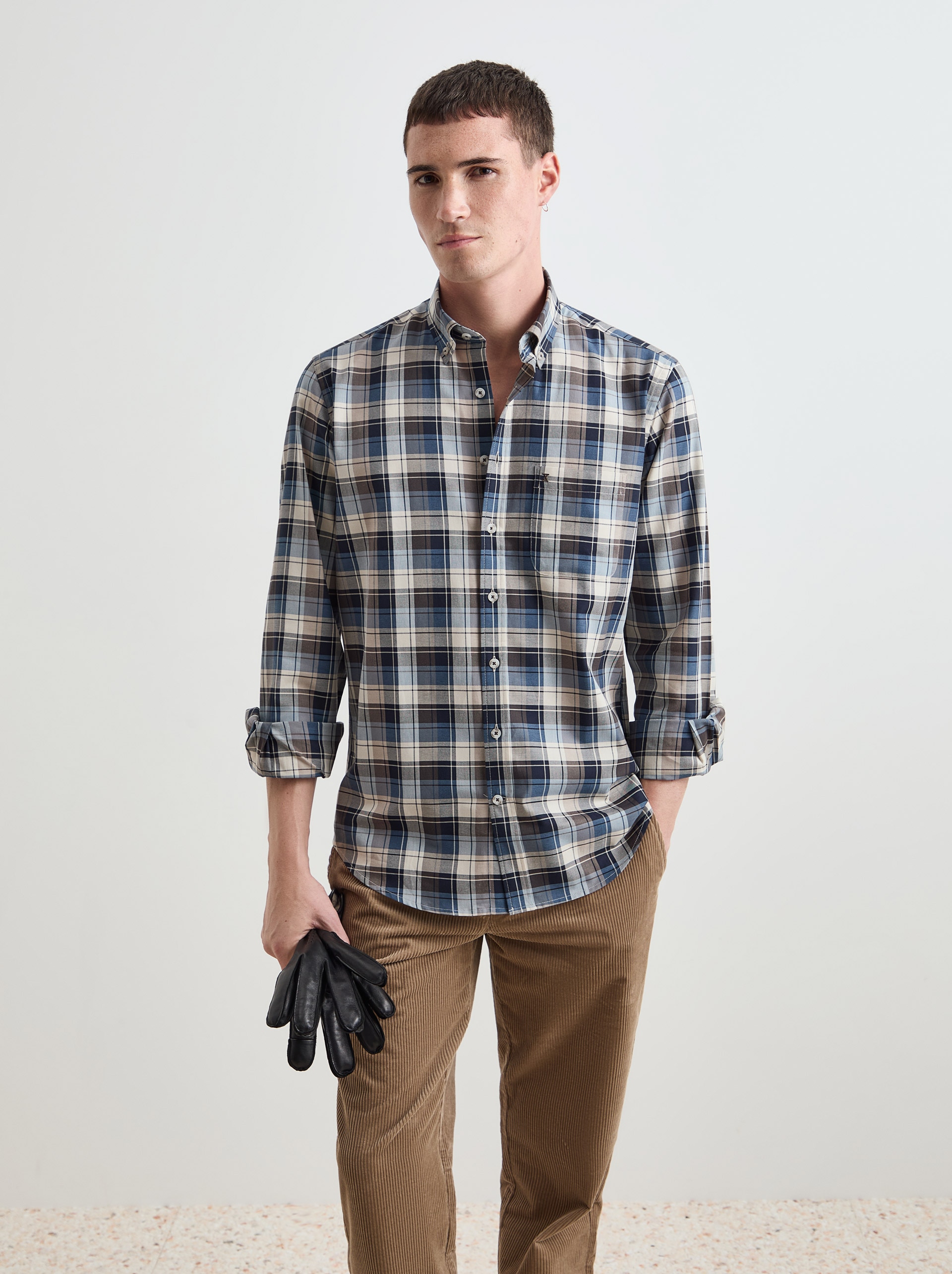 Imagem 0 de Camisa Regular Fit aos Quadrados