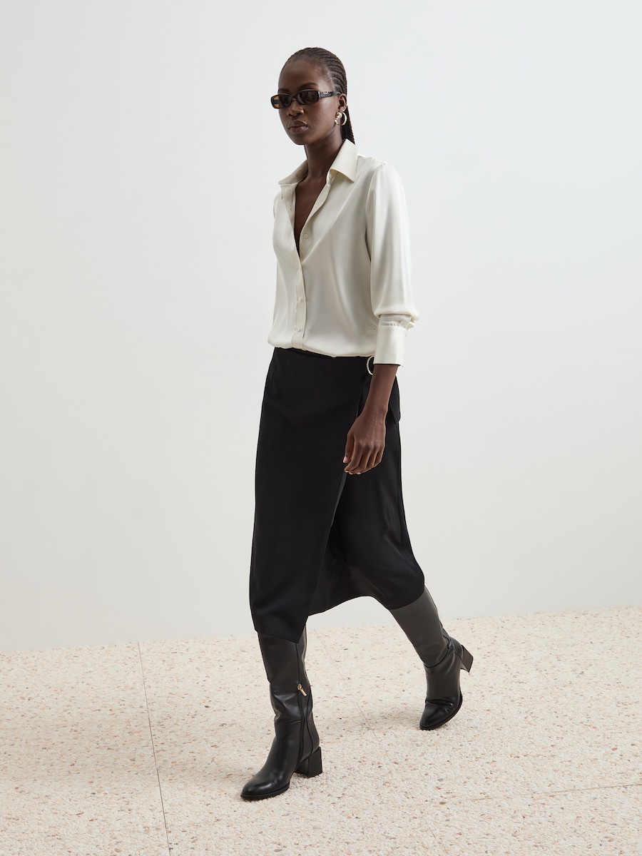 Camisa Fluída Acetinada Cru-3