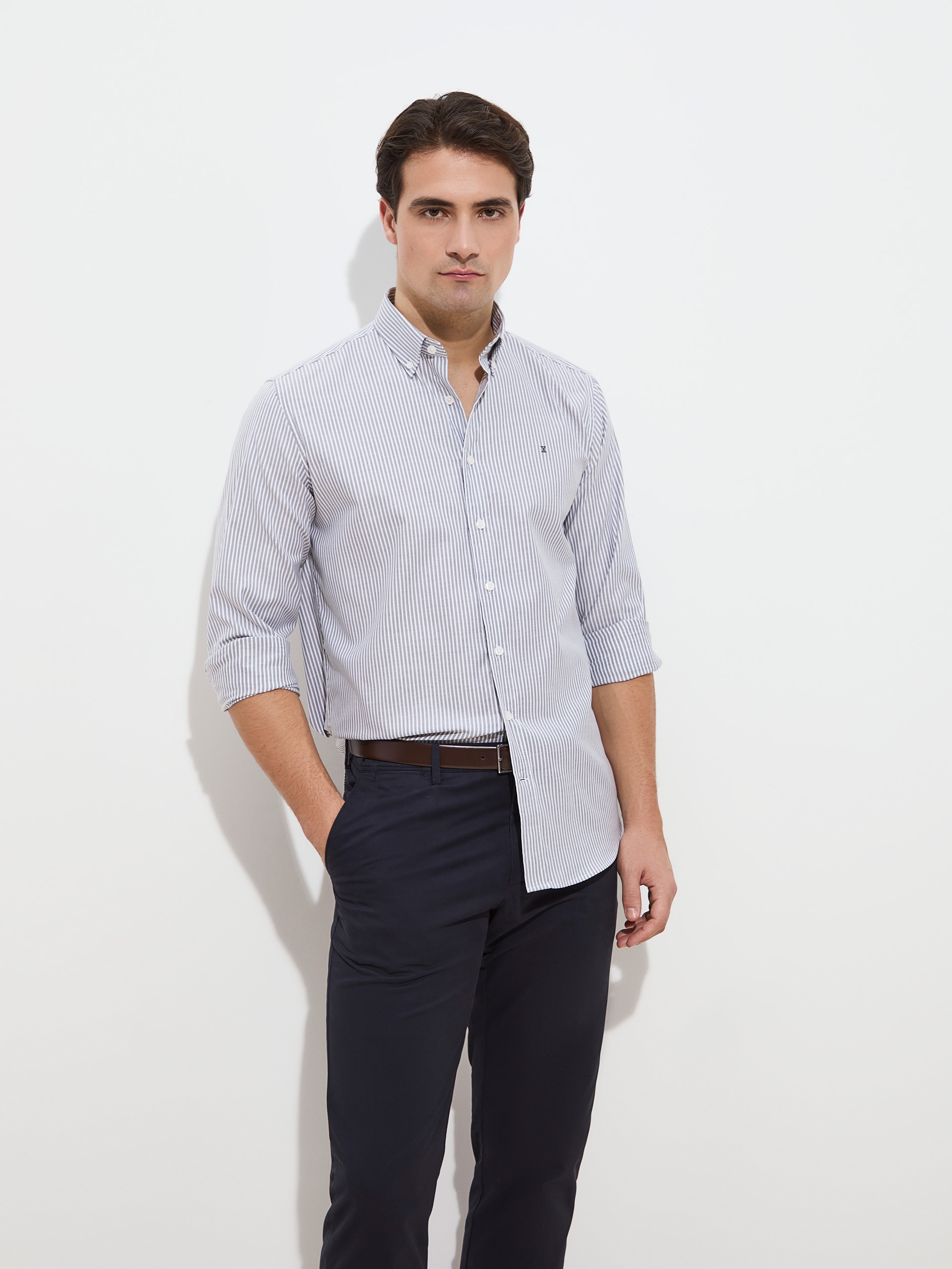 Imagem 0 de Camisa às riscas regular fit