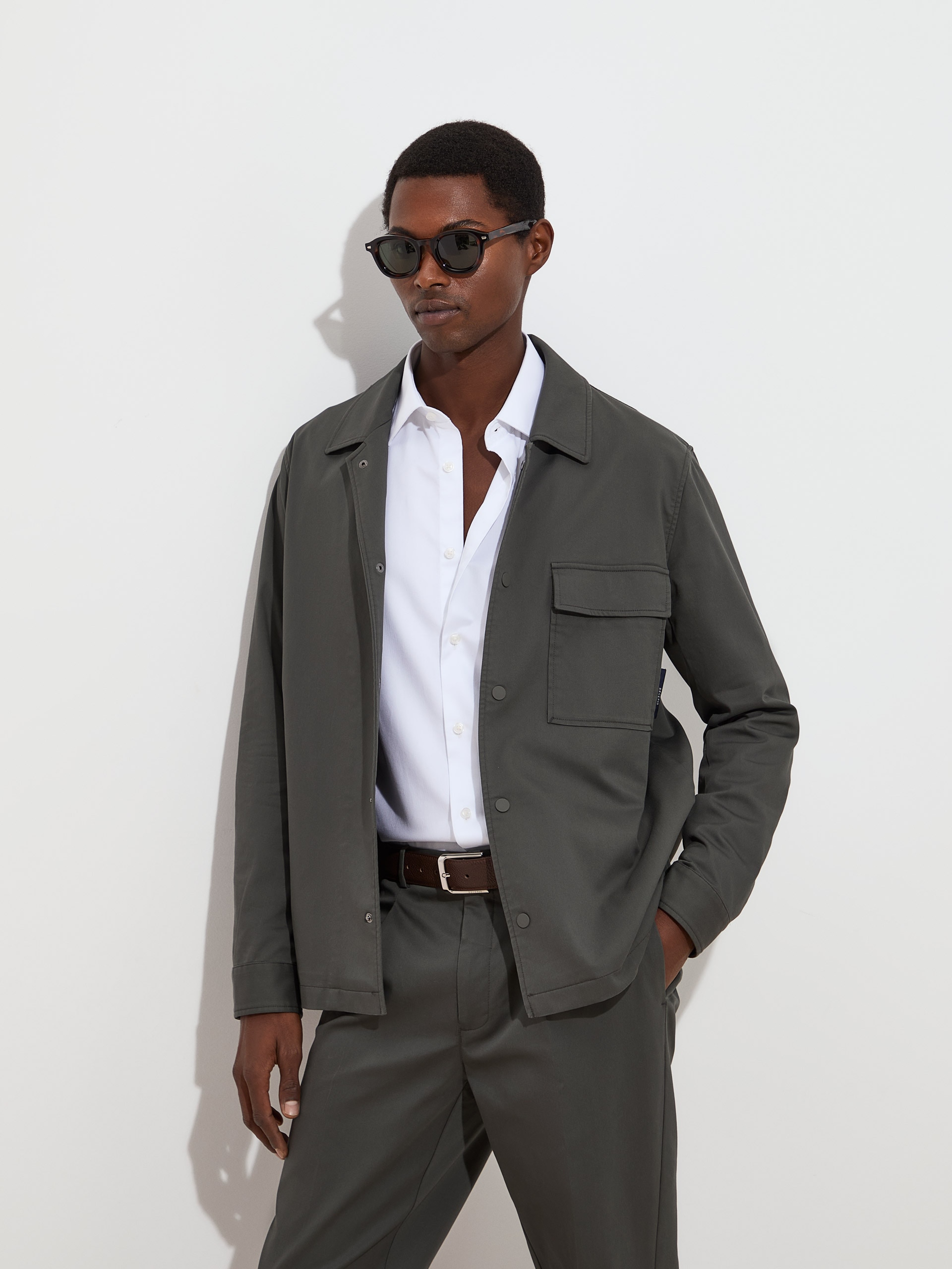 Imagem 0 de Sobrecamisa com Bolso