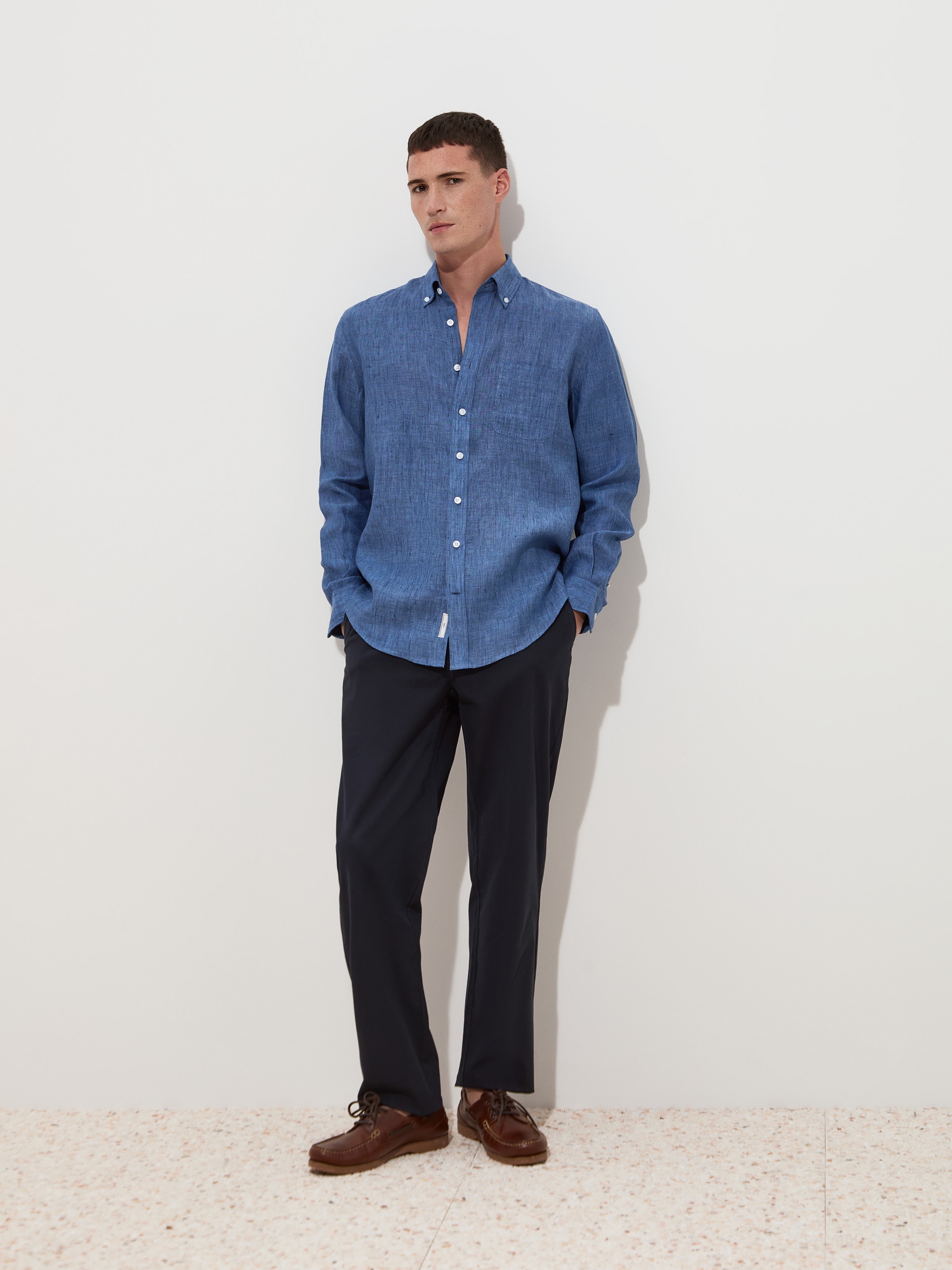 Camisa Regular Fit de Linho Azul Royal-2
