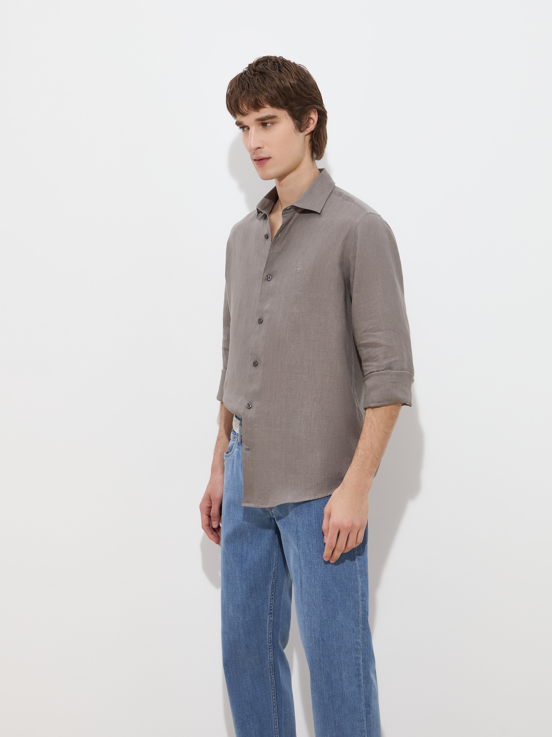 Camisa Regular Fit em Linho Caqui-3