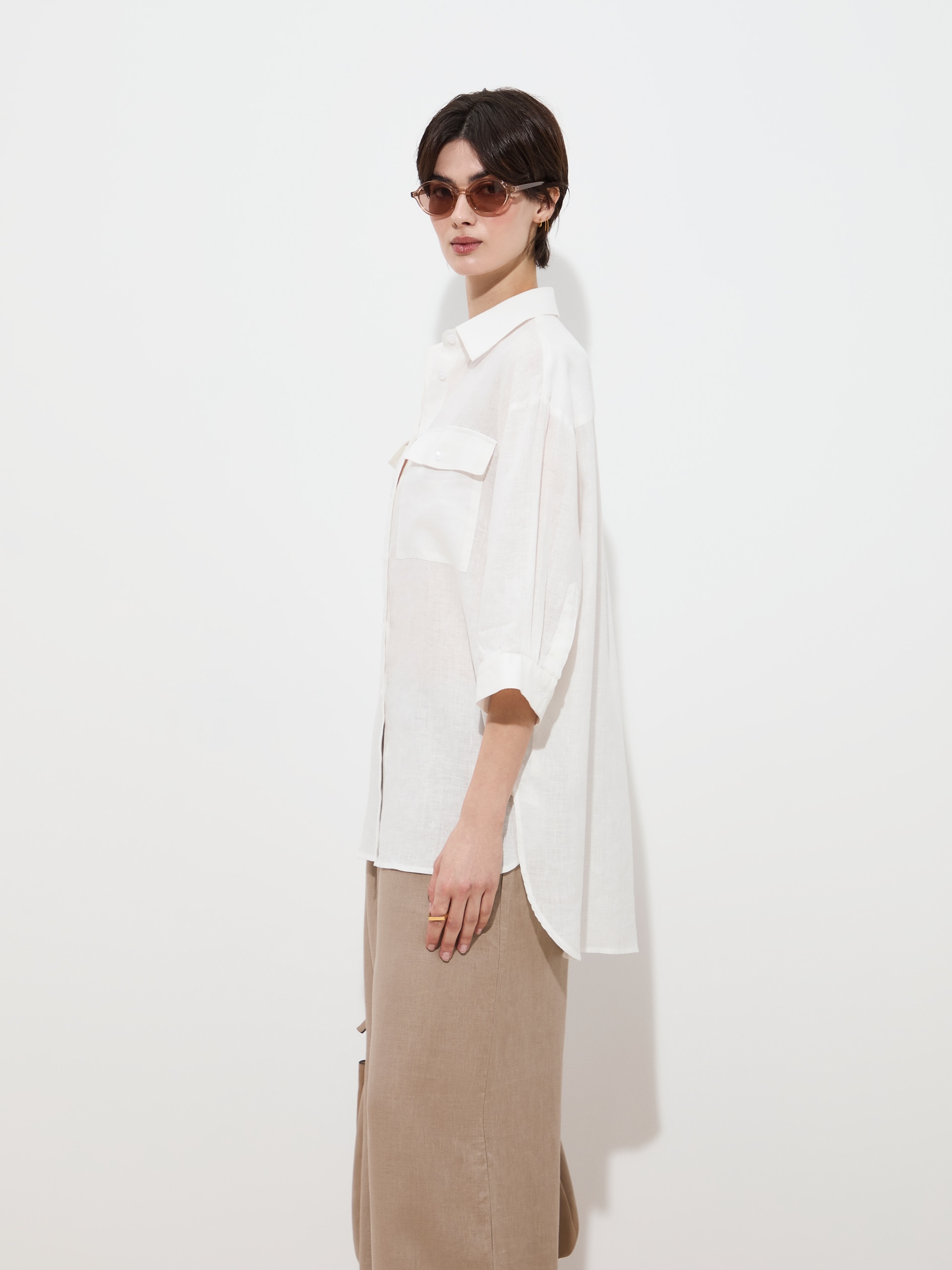 Camisa Assimétrica em Linho Branco-3