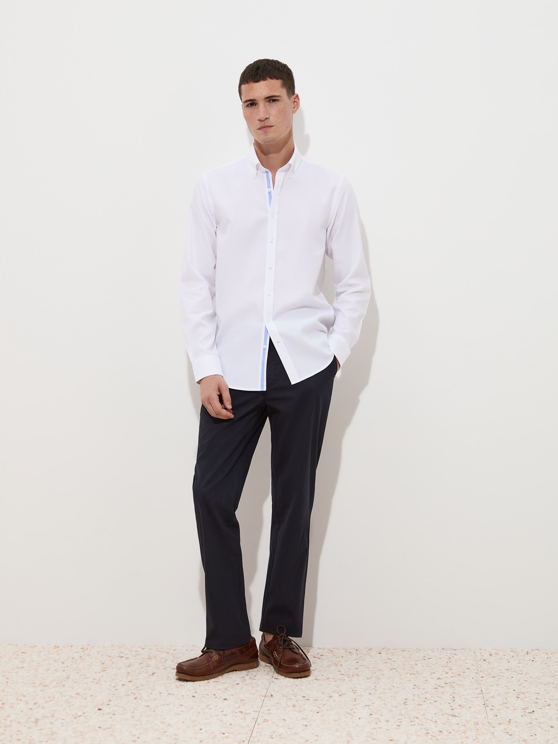 Camisa Slim Fit em Algodão Branco-2