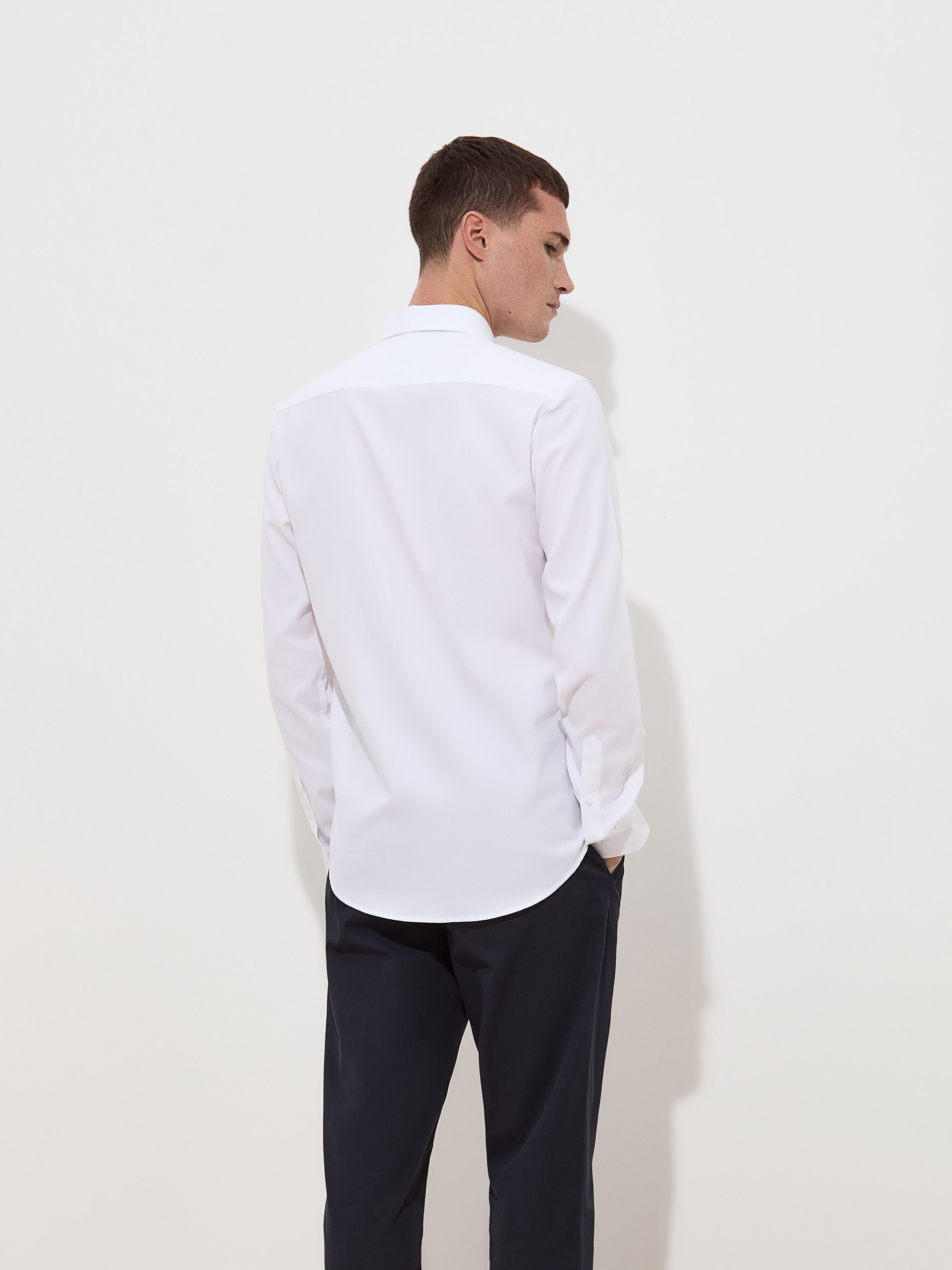 Camisa Slim Fit em Algodão Branco-4