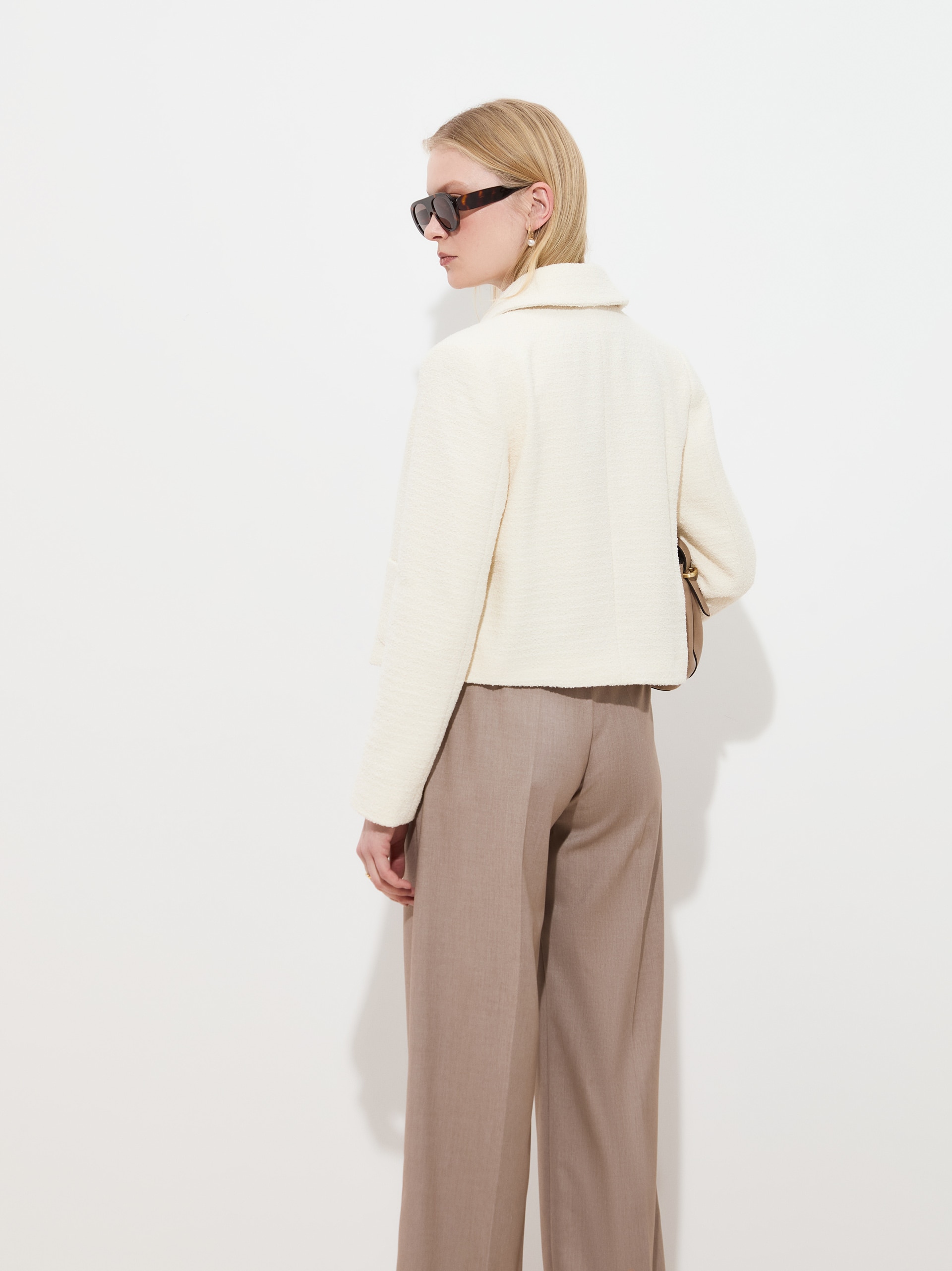 Casaco em Tweed Branco-4