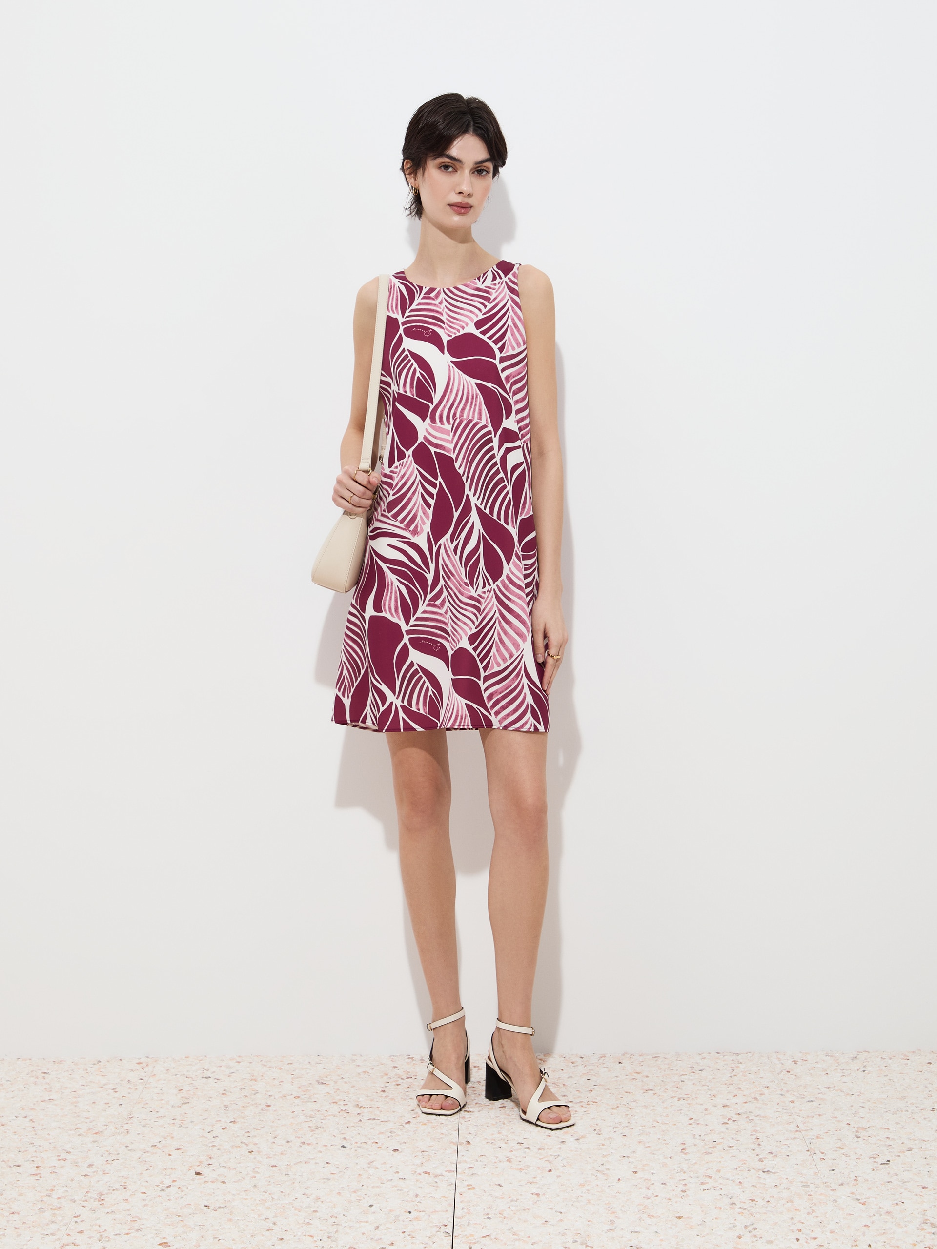 Vestido Curto com Estampado Rosa-escuro-2