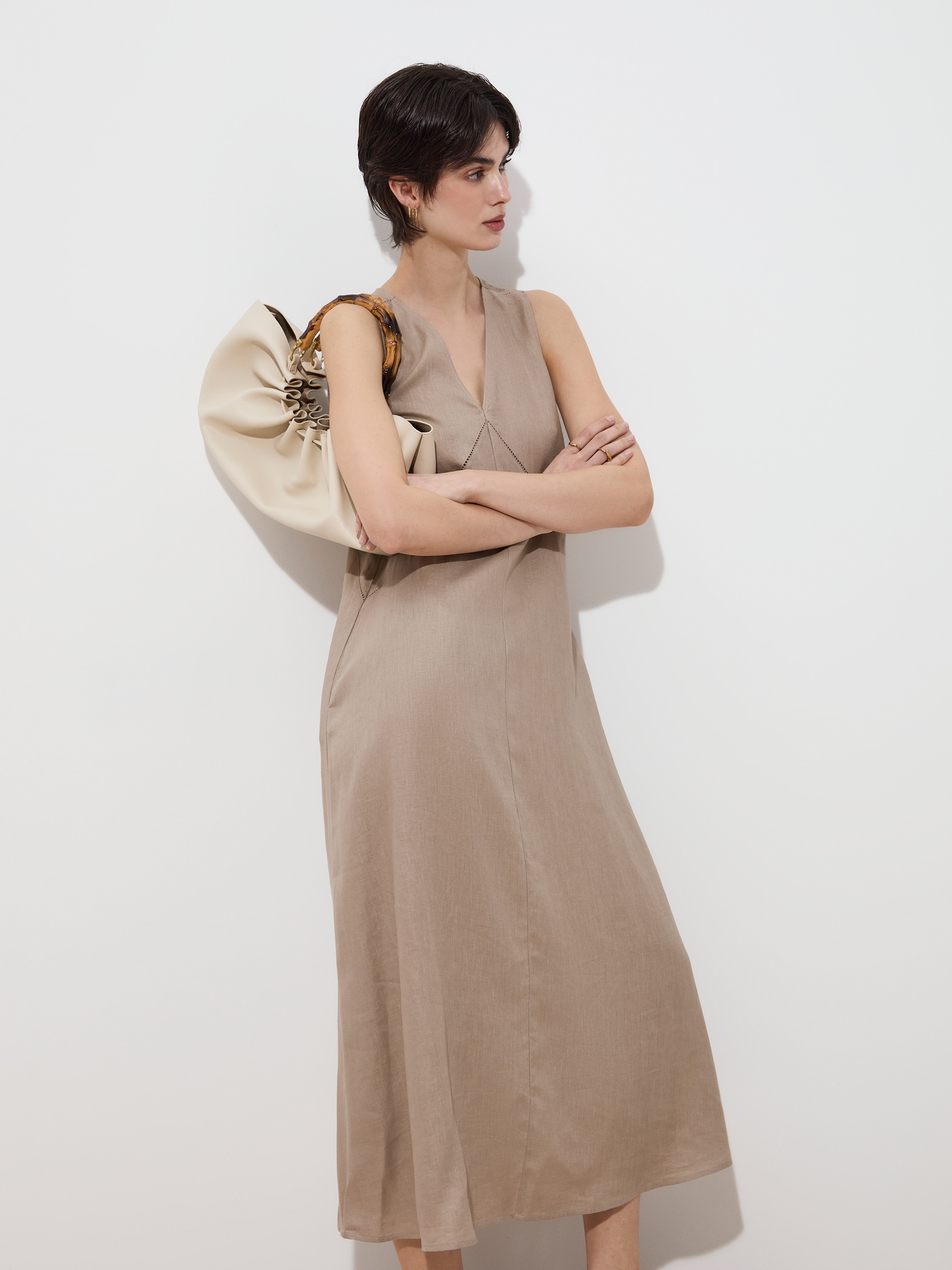 Imagem 0 de Vestido em Linho sem Mangas