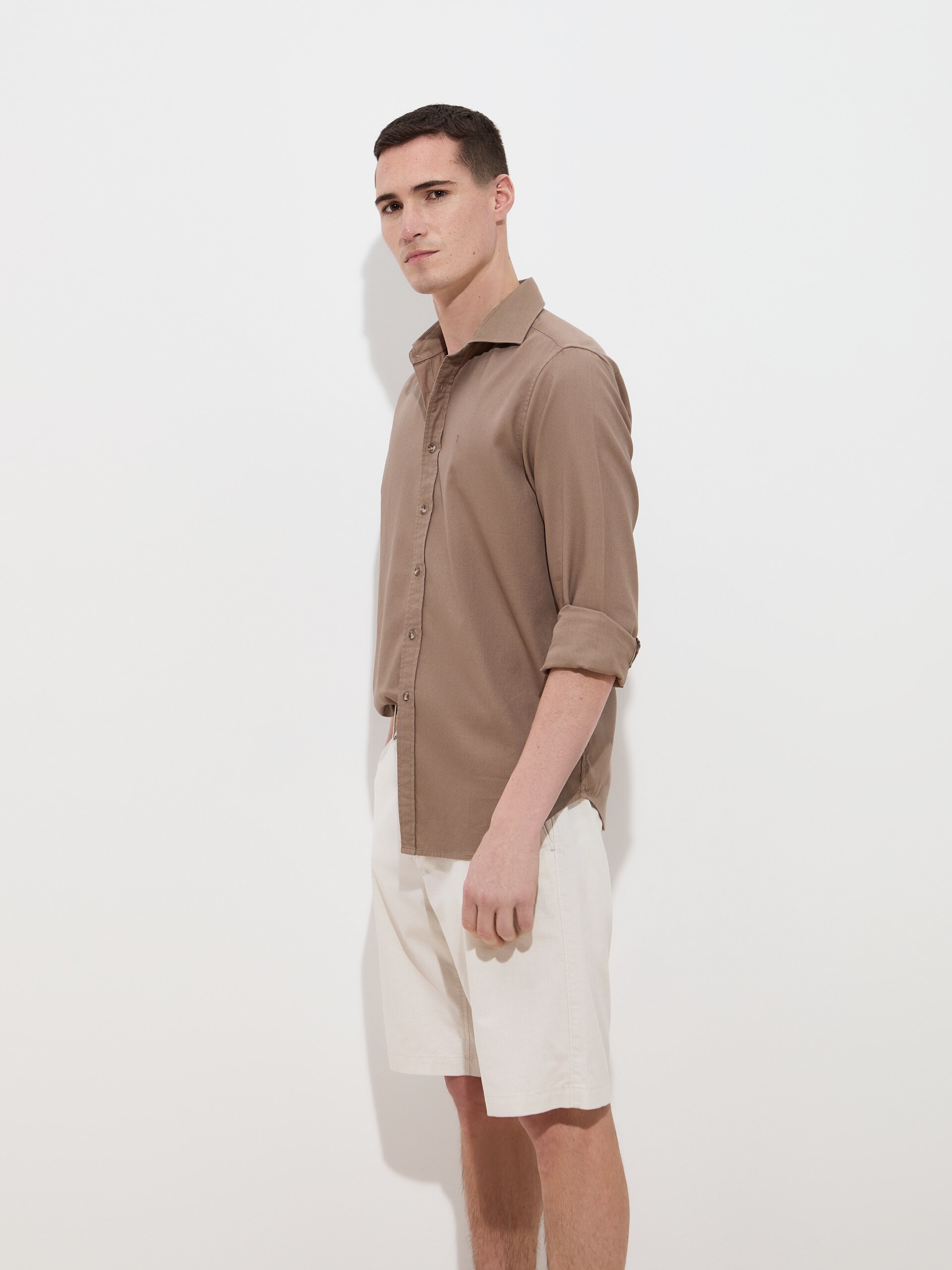 Camisa Slim Fit em Algodão Bege-3