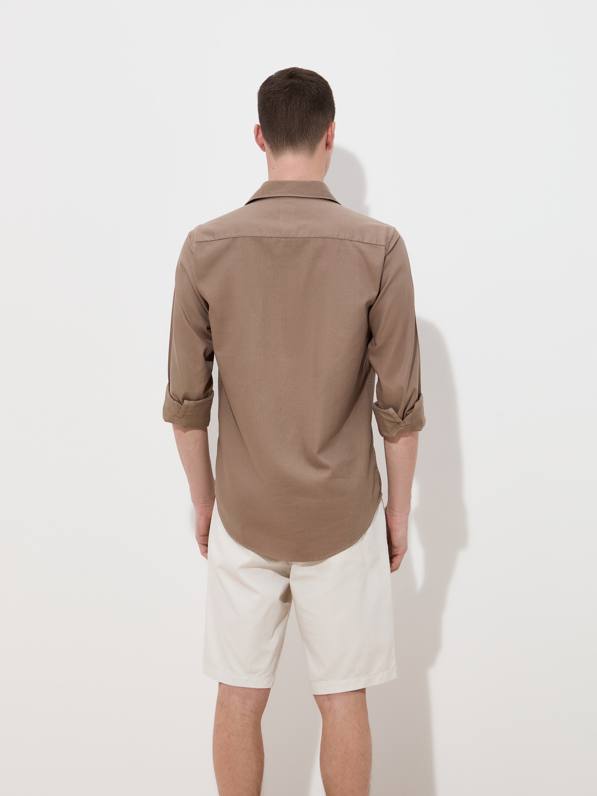 Camisa Slim Fit em Algodão Bege-4