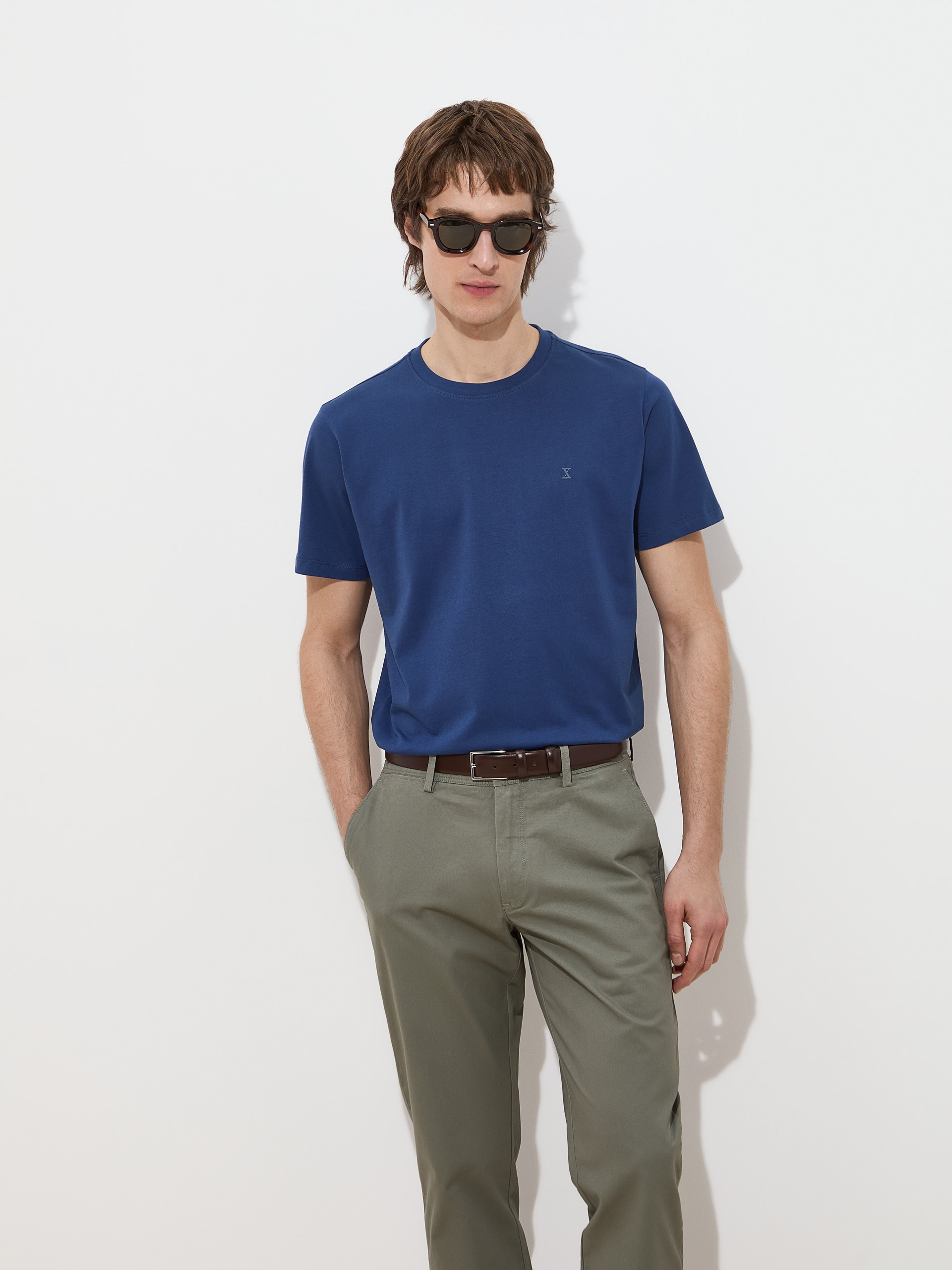 Imagem 0 de T-shirt Básica em Algodão