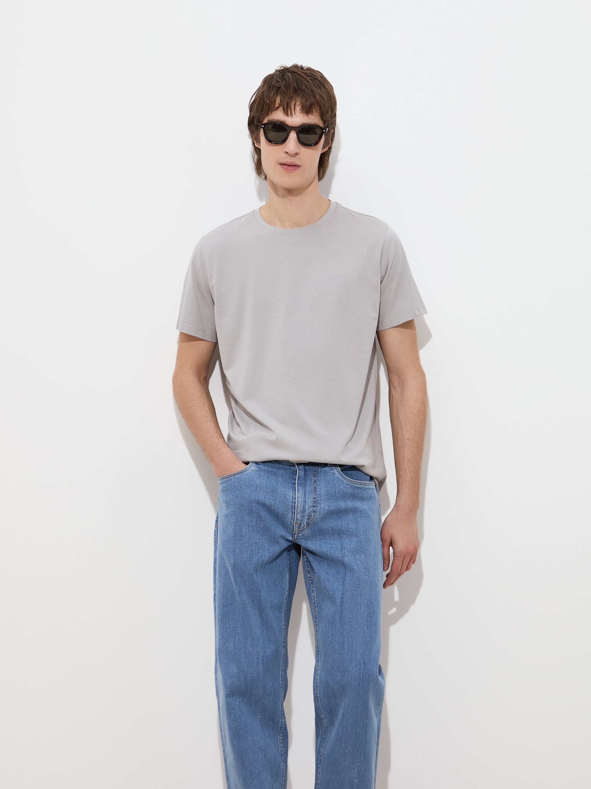 Imagem 0 de T-shirt Básica em Algodão