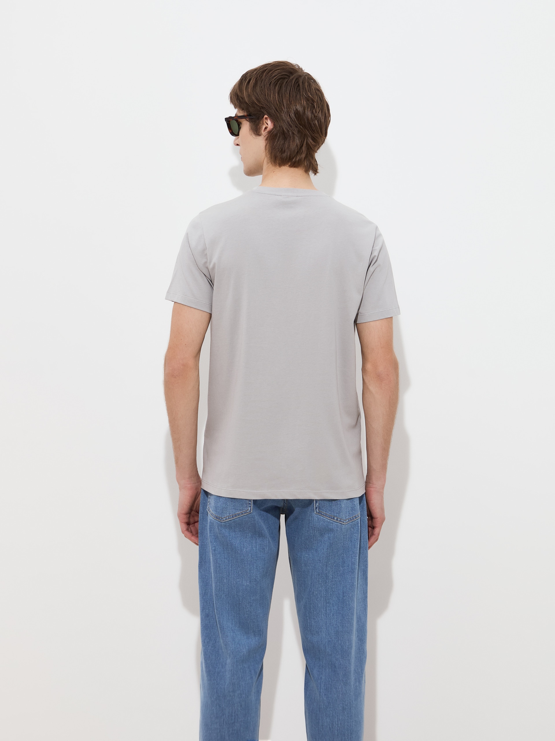 T-shirt Básica em Algodão Cinzento-4