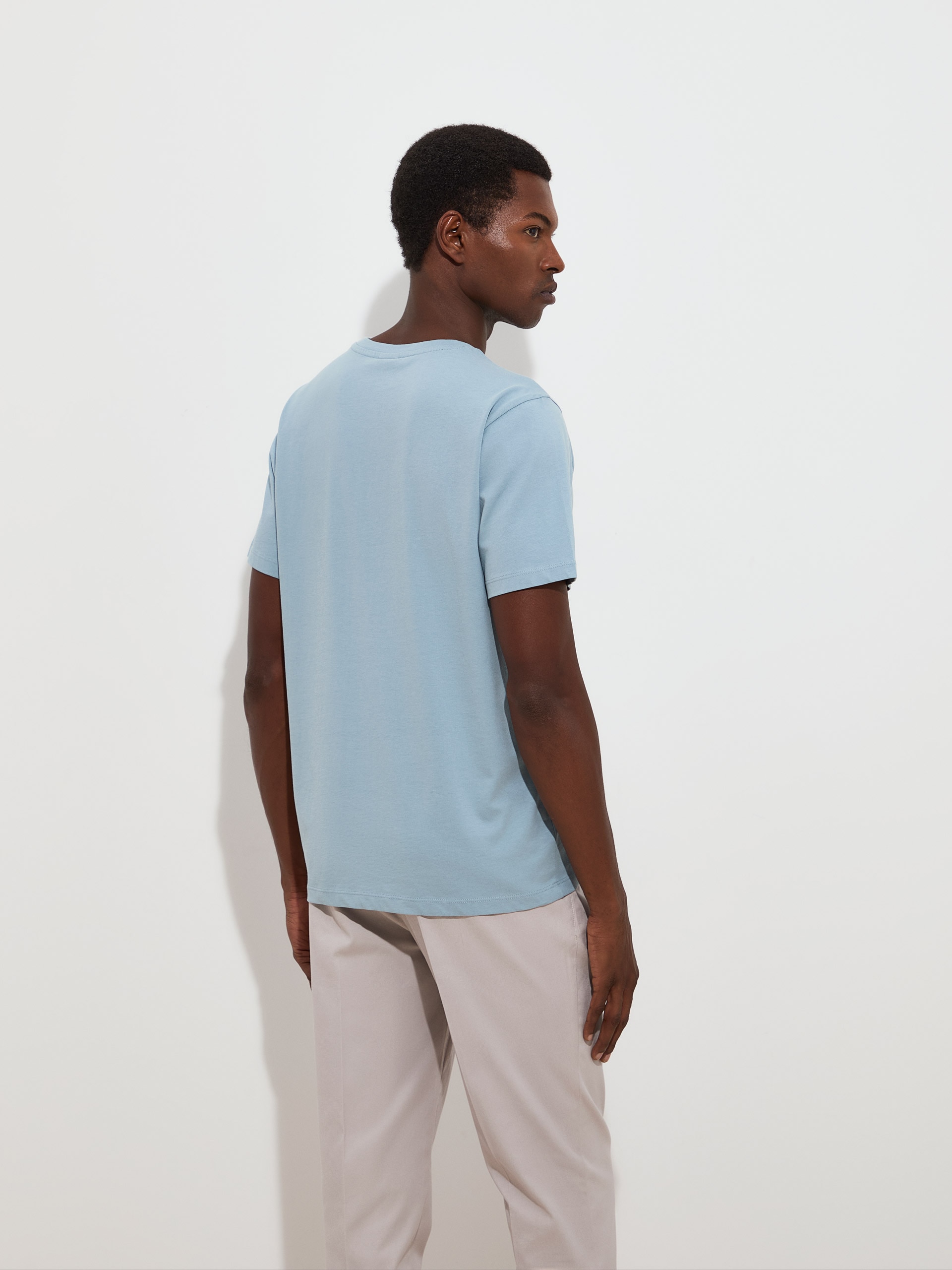 T-shirt Básica em Algodão Azul-claro-4