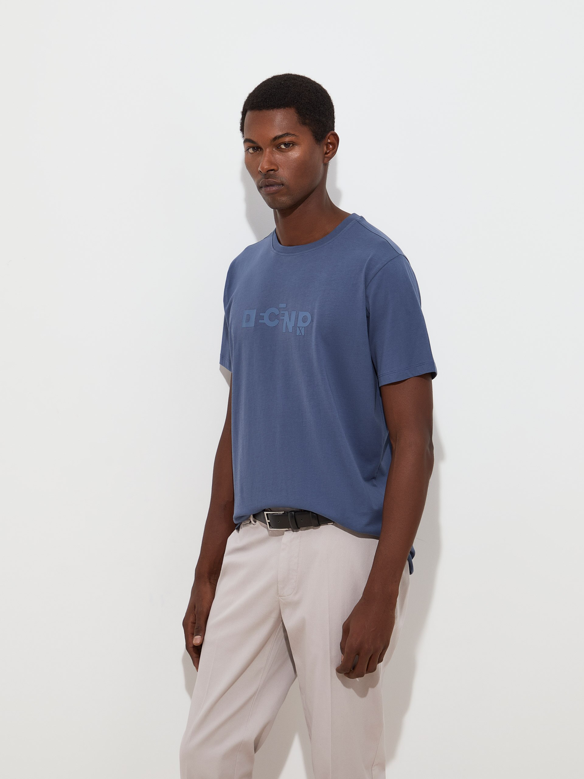 T-shirt em Algodão Azul-índigo-3