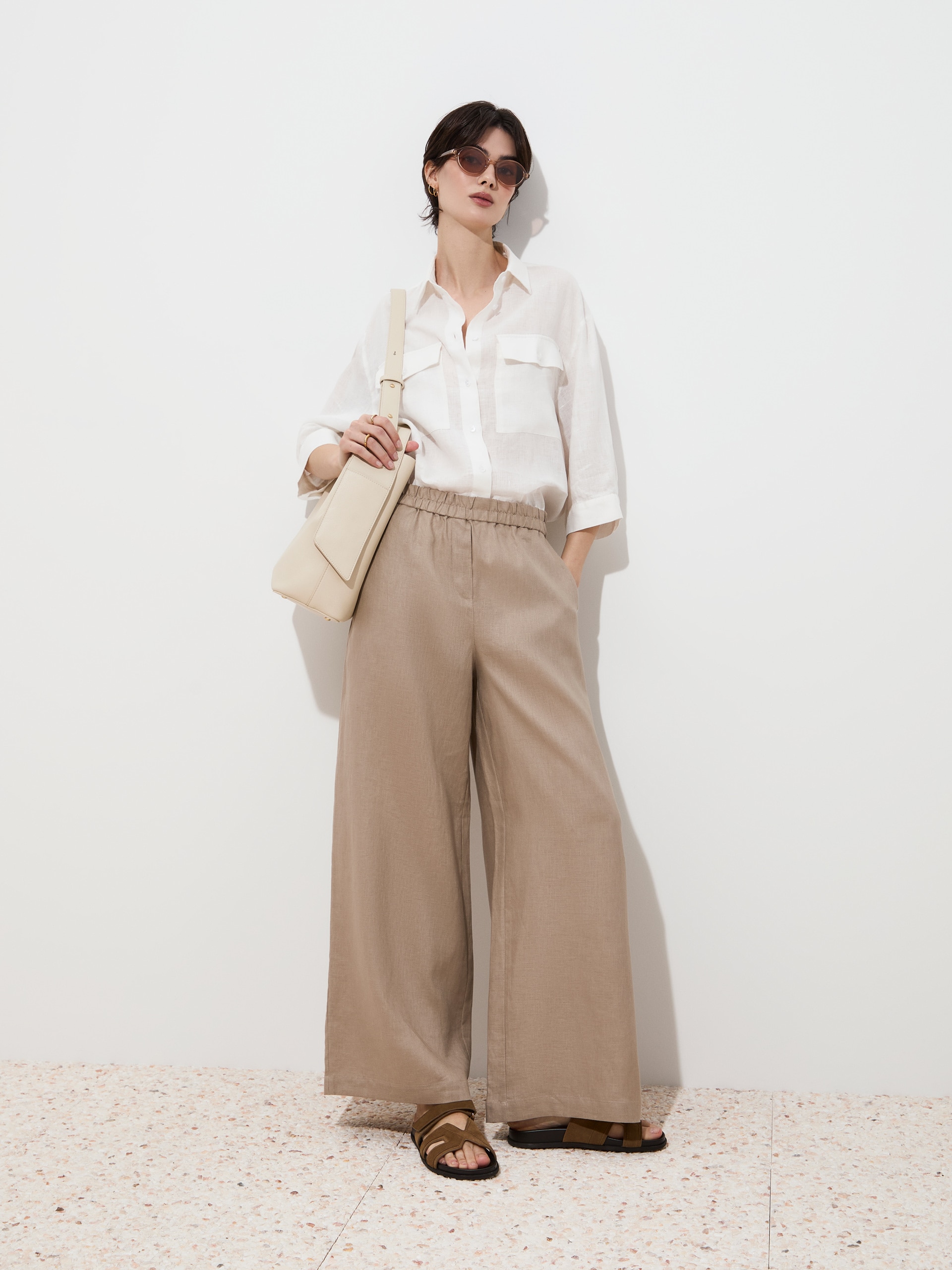 Imagem 0 de Calças de Corte Largo em Linho