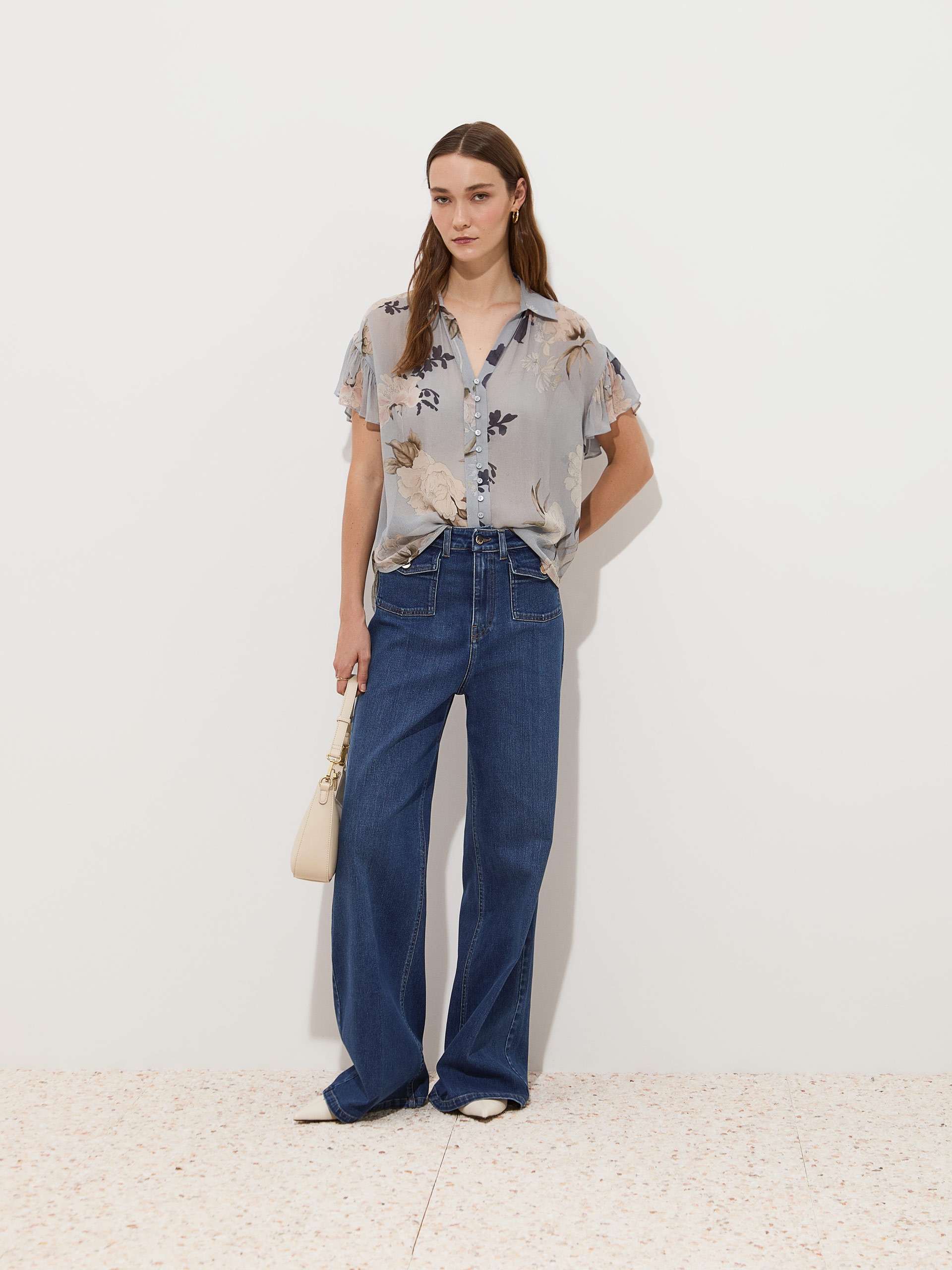 Imagem 0 de Blusa com Estampado Floral