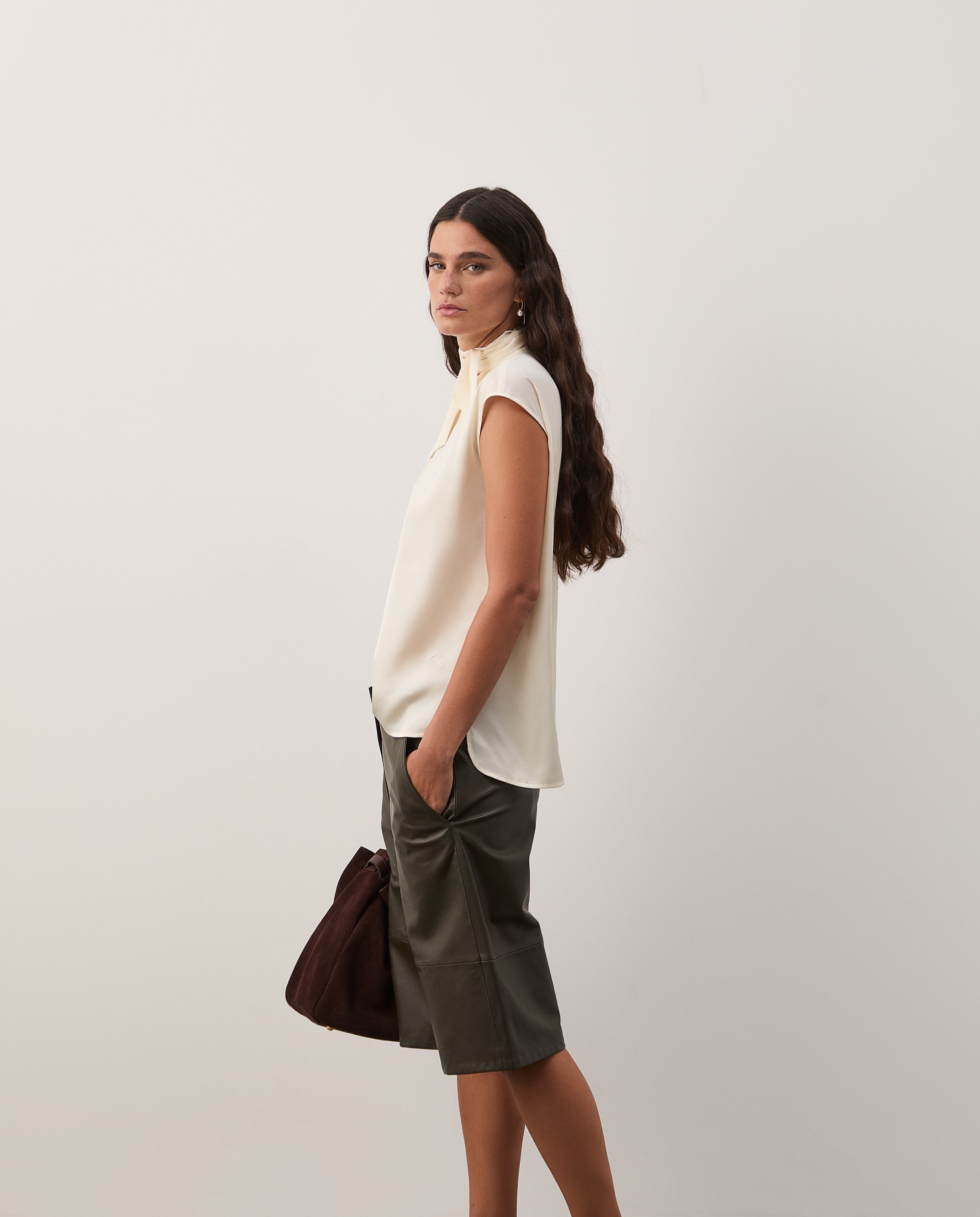 Blusa fluída com çaçada Cru-2