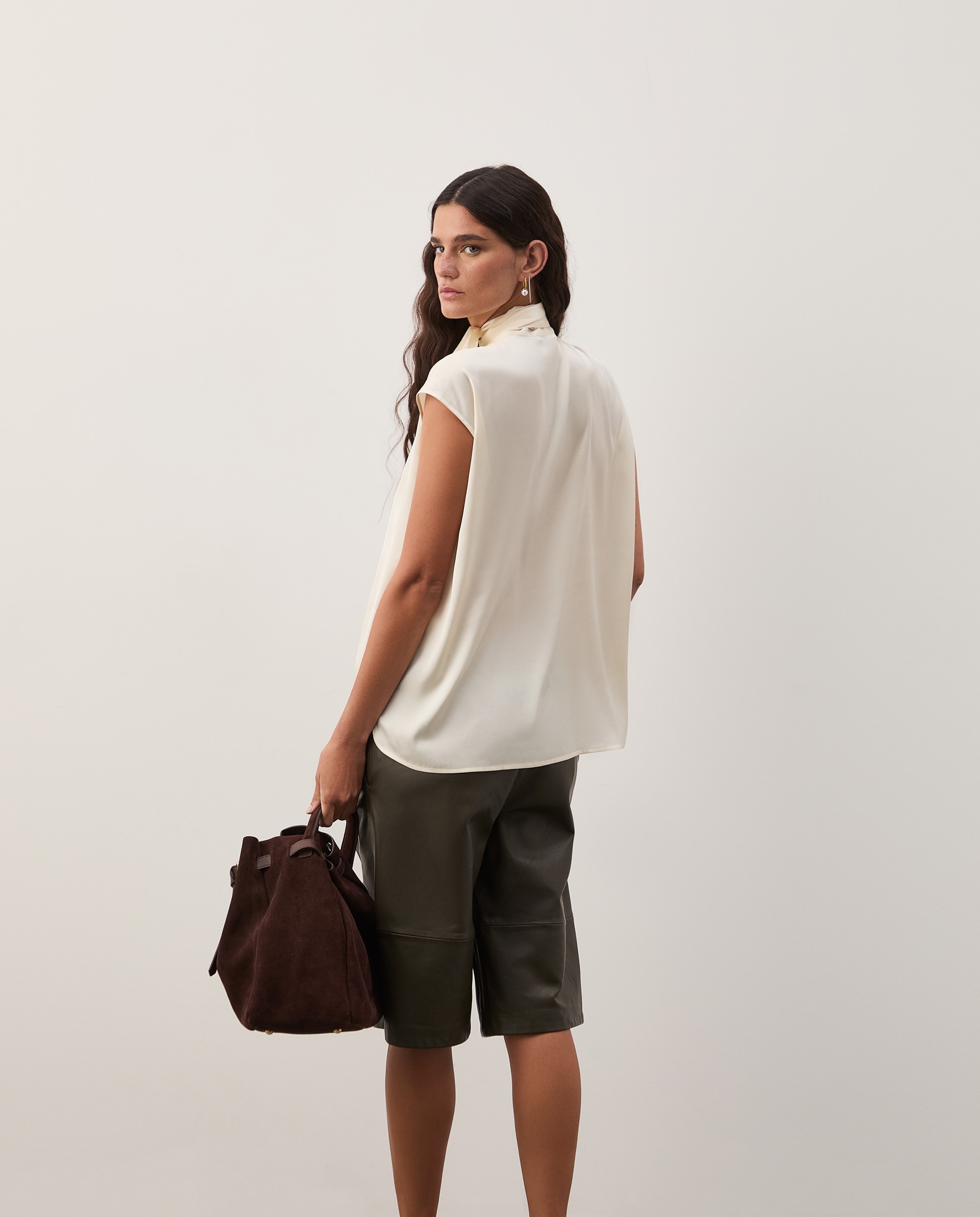 Blusa fluída com çaçada Cru-3