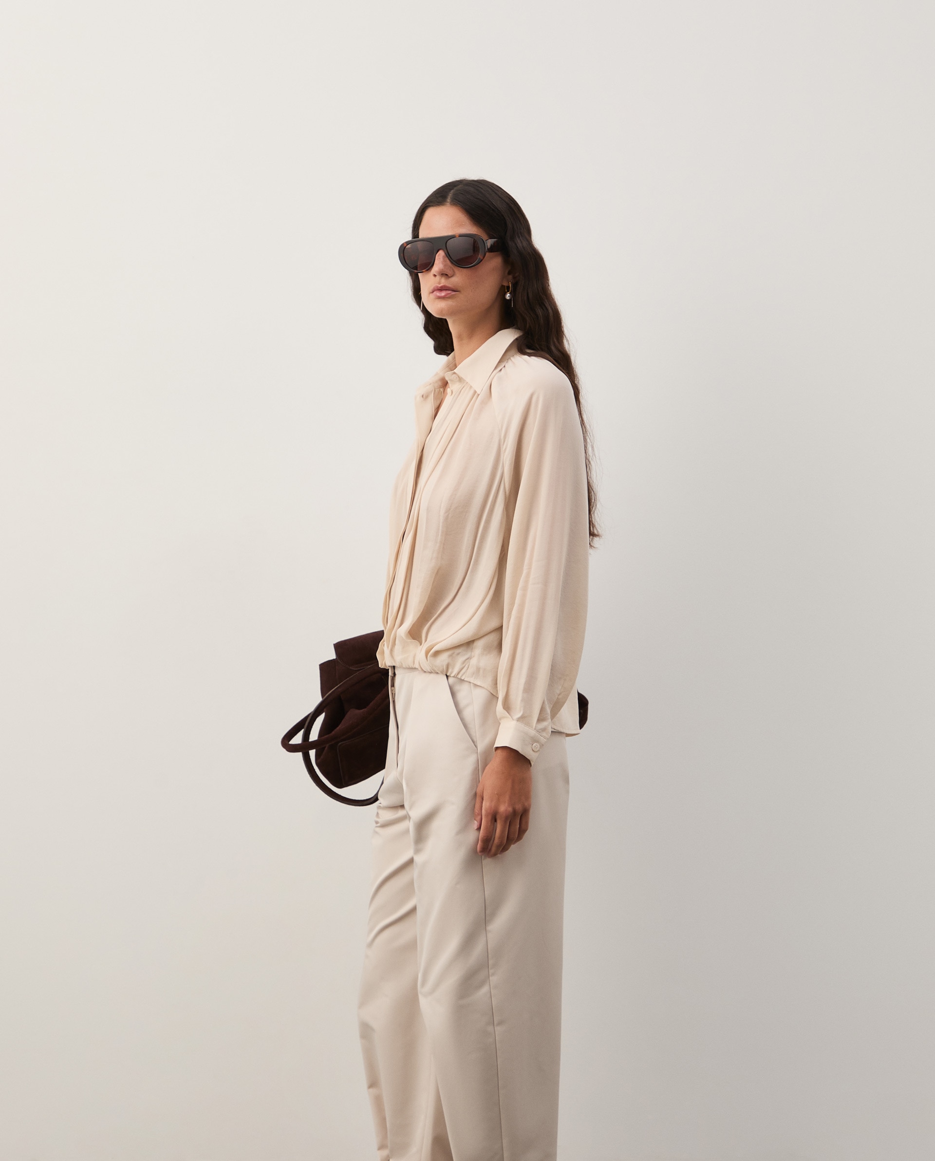 Blusa fluída com pregas Bege-3