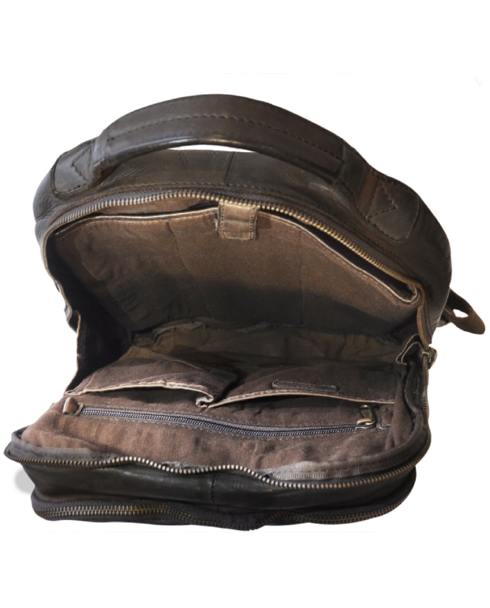 Mochila de Homem OSLO em pele de curtimenta vegetal lavada em Castanho Castanho-3