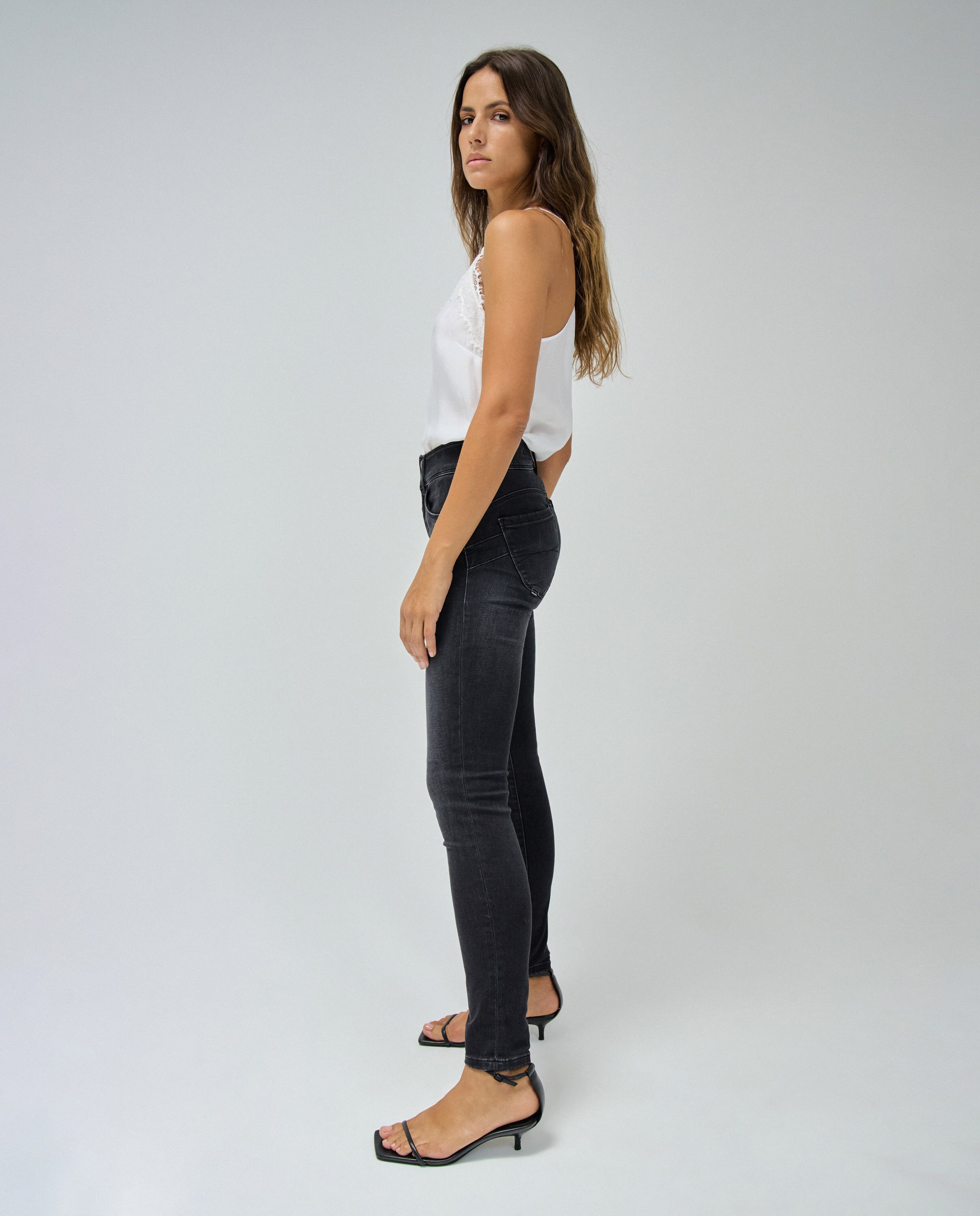 Jeans Push In Secret skinny escuro Preto-3