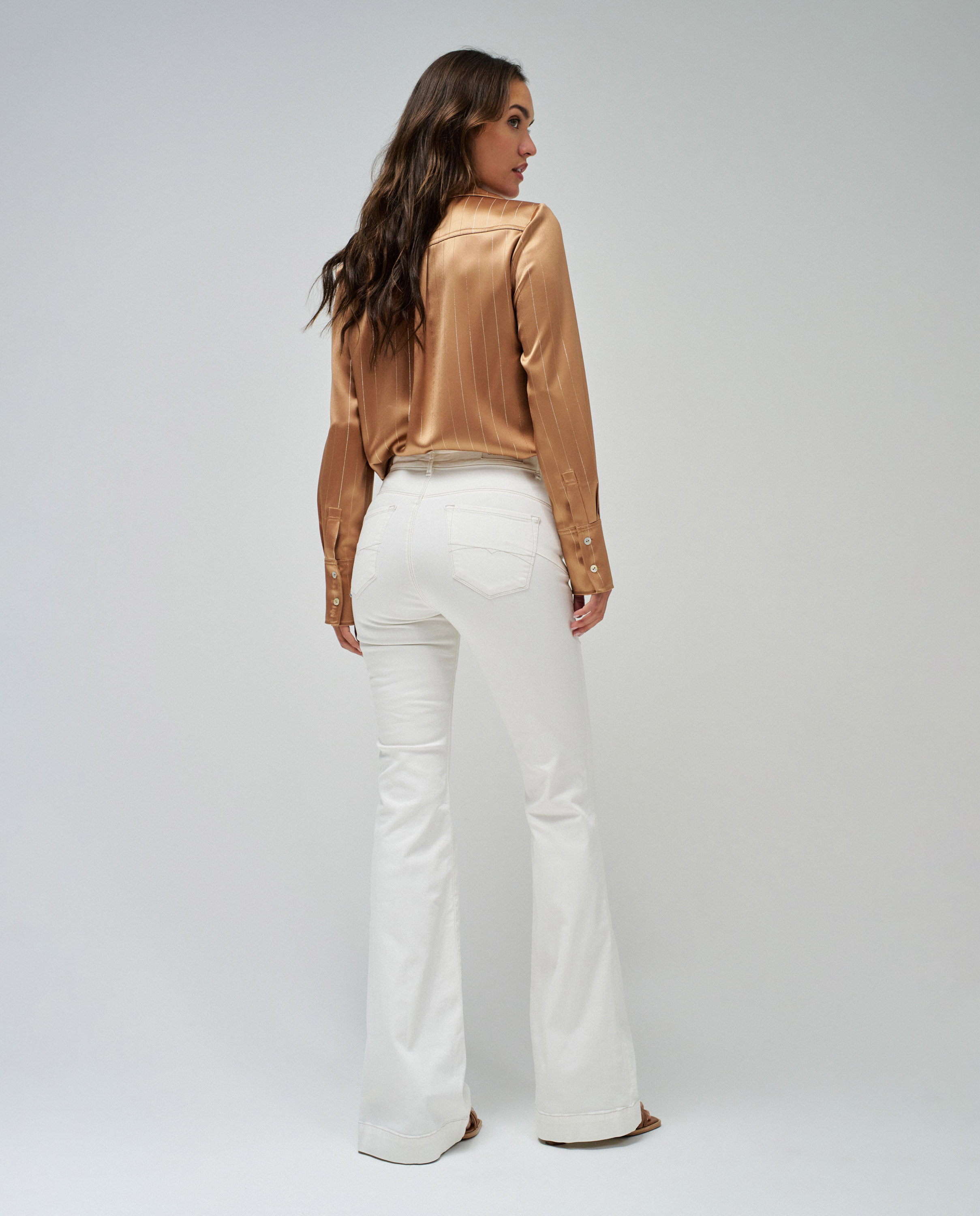 Jeans À Boca de Sino Faith Push In Flare Branco-3