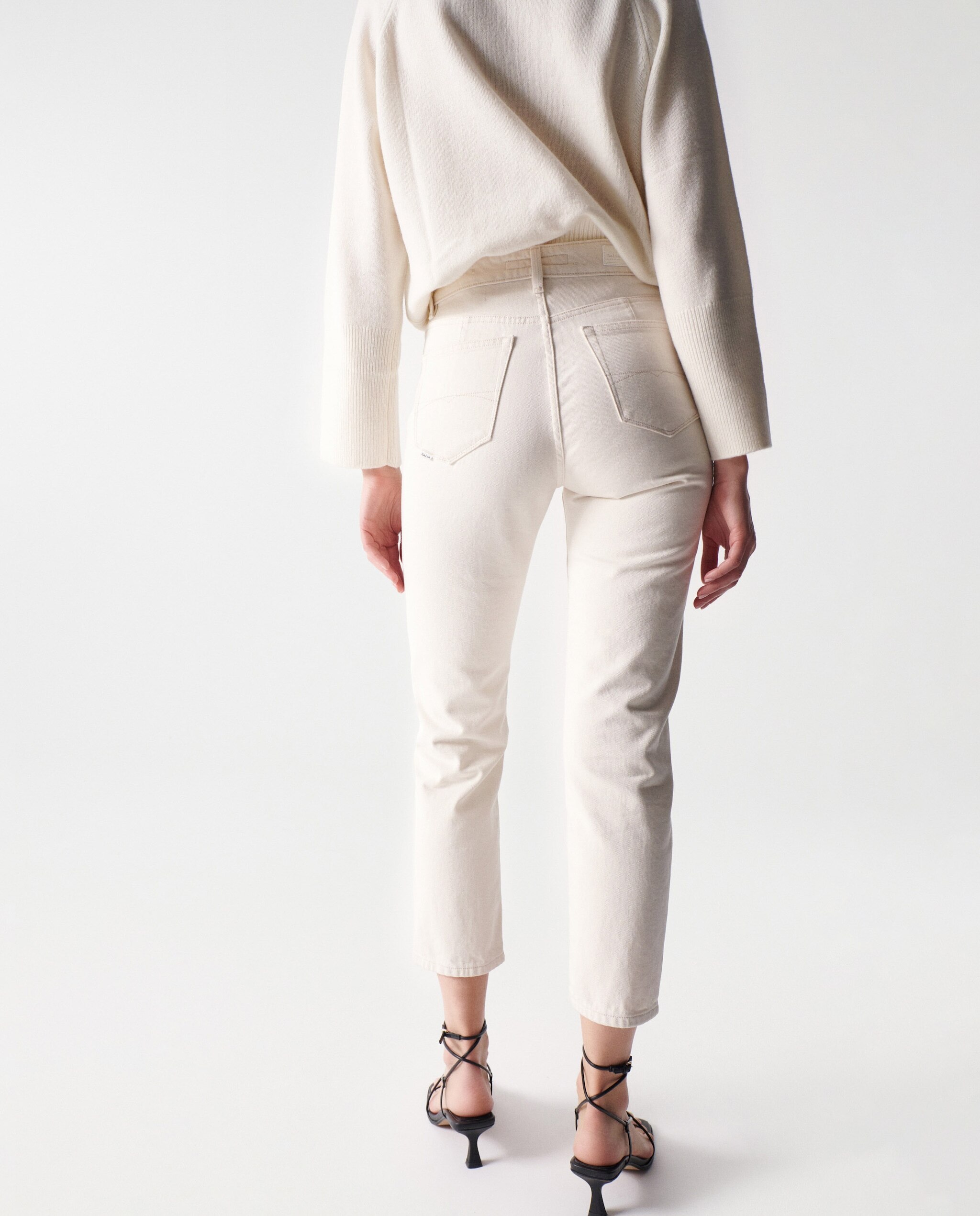 Jeans True Cropped Slim Cru Creme-4