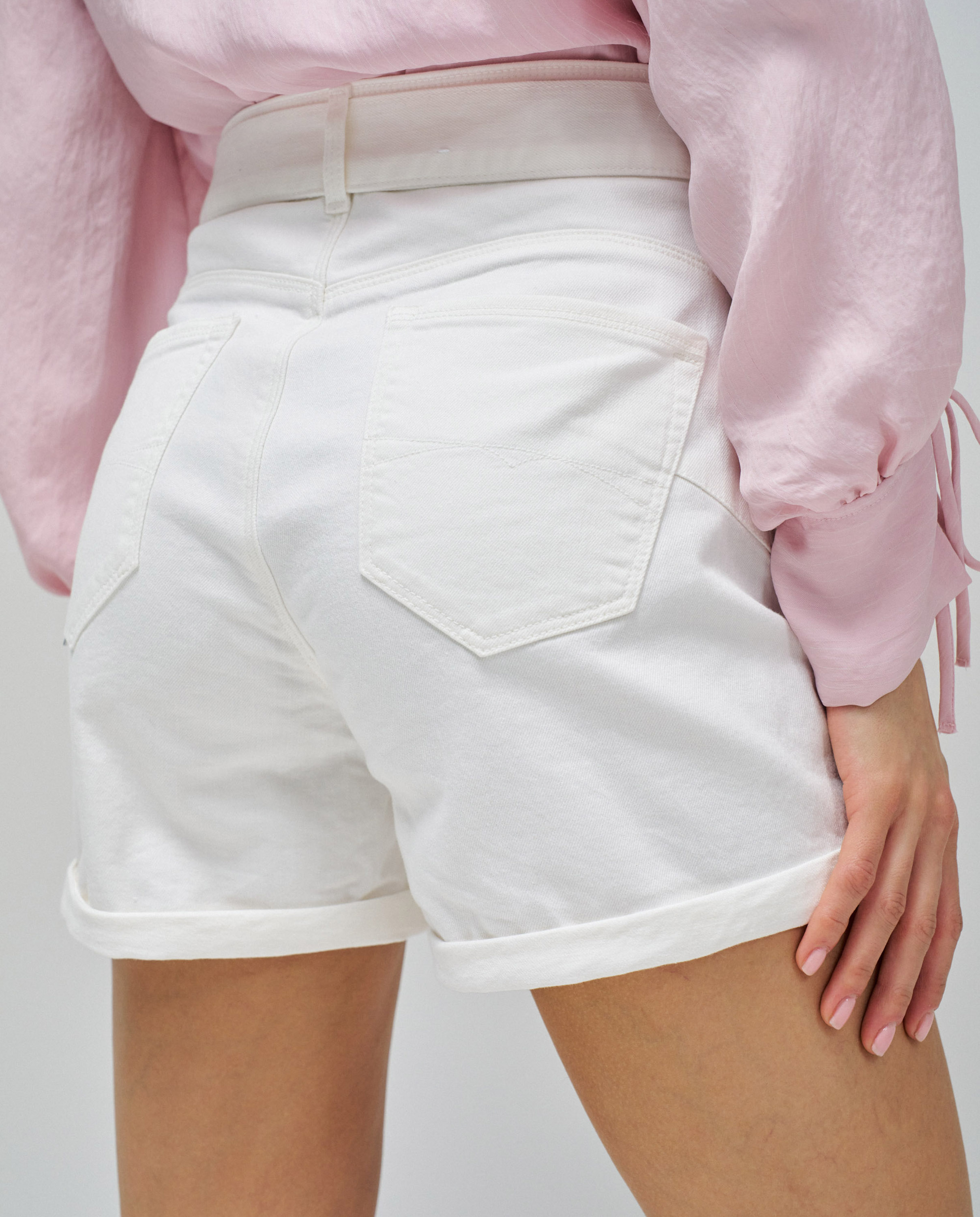 Calções Jeans com Cintura Alta Creme-4