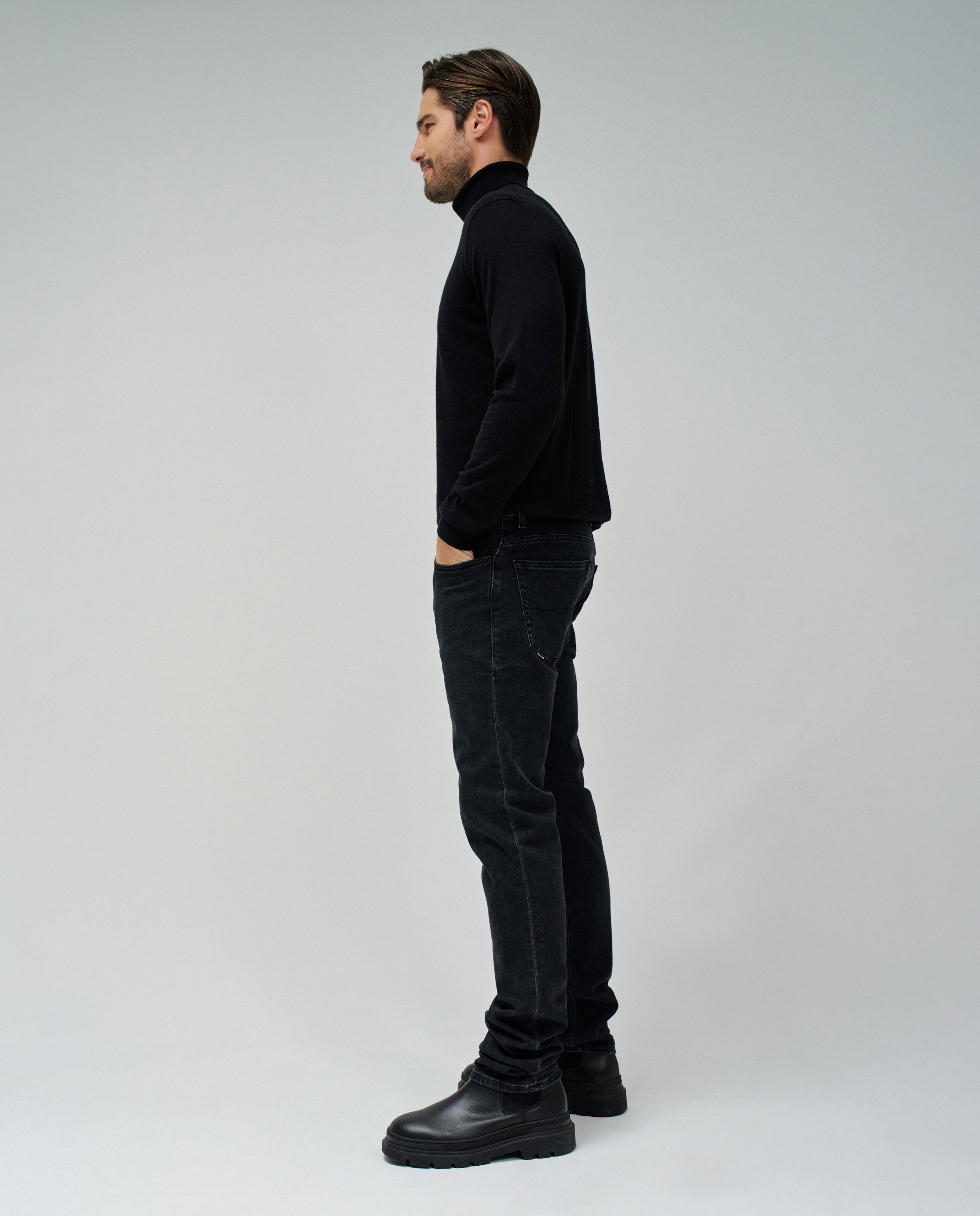 Jeans Regular Preto-2