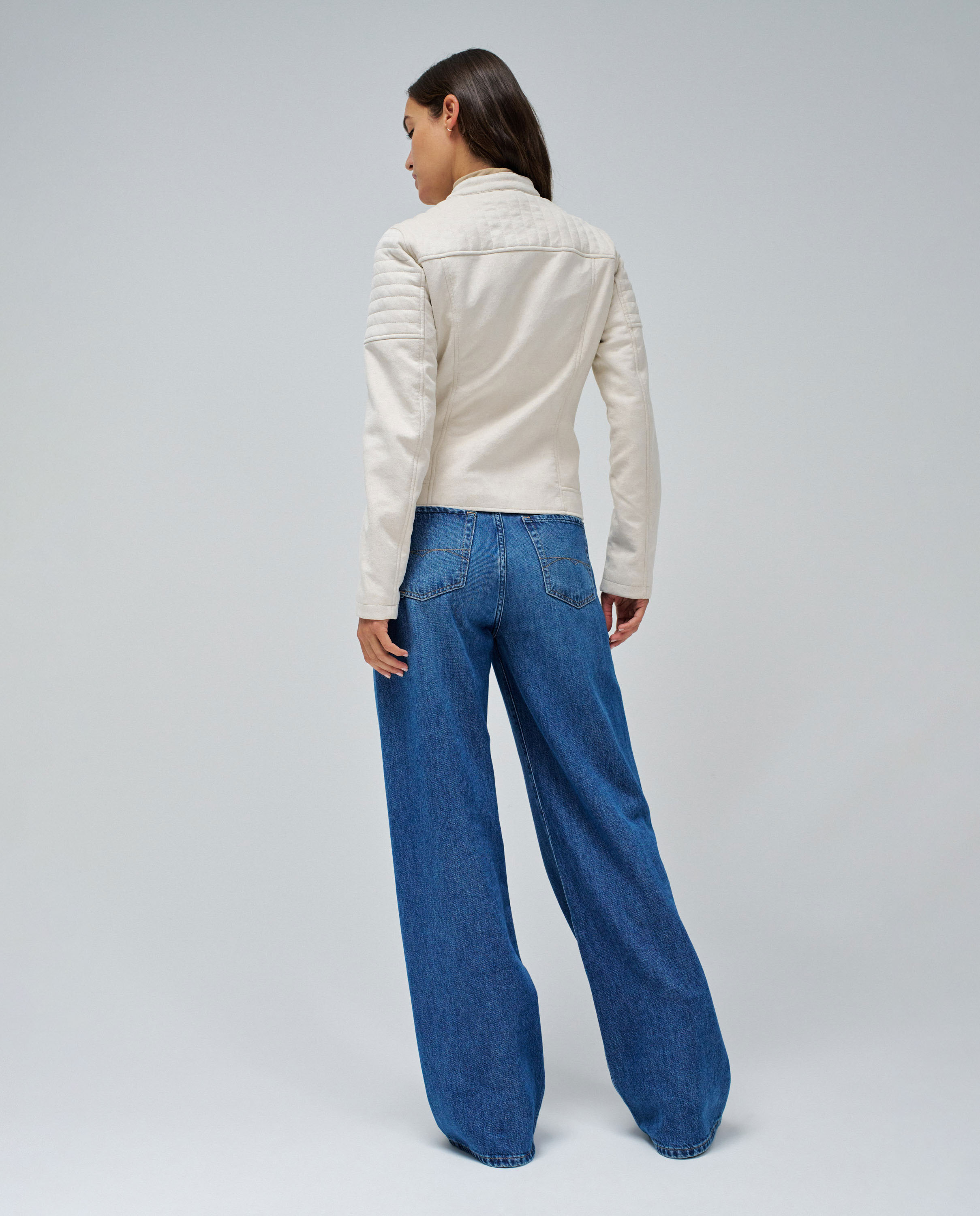 Blusão de Camurça com Fecho Zip Natural-3