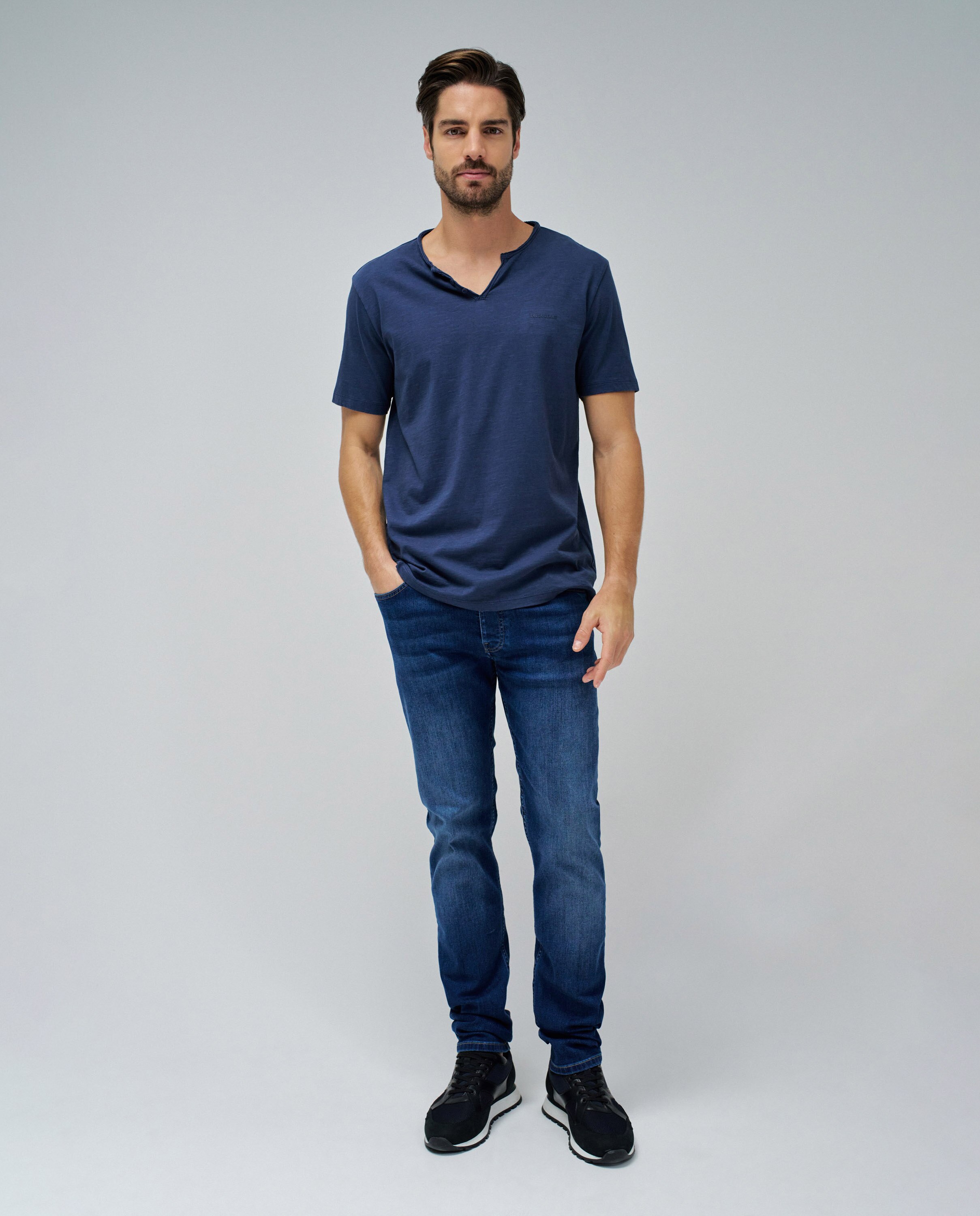T-shirt com Logo Azul-5
