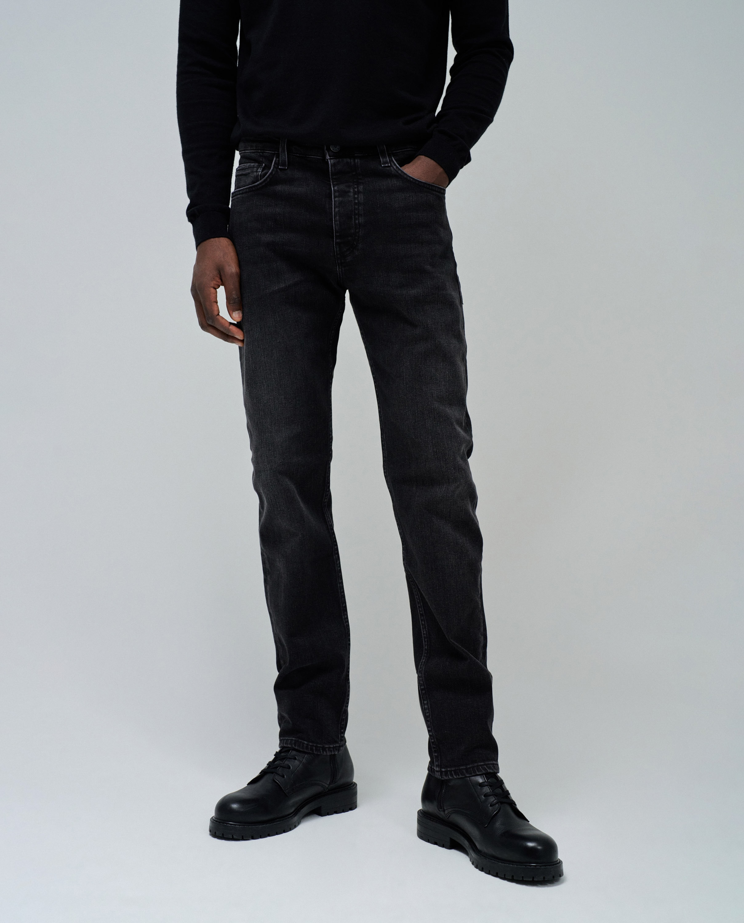 Jeans Slim Fit Preto-5