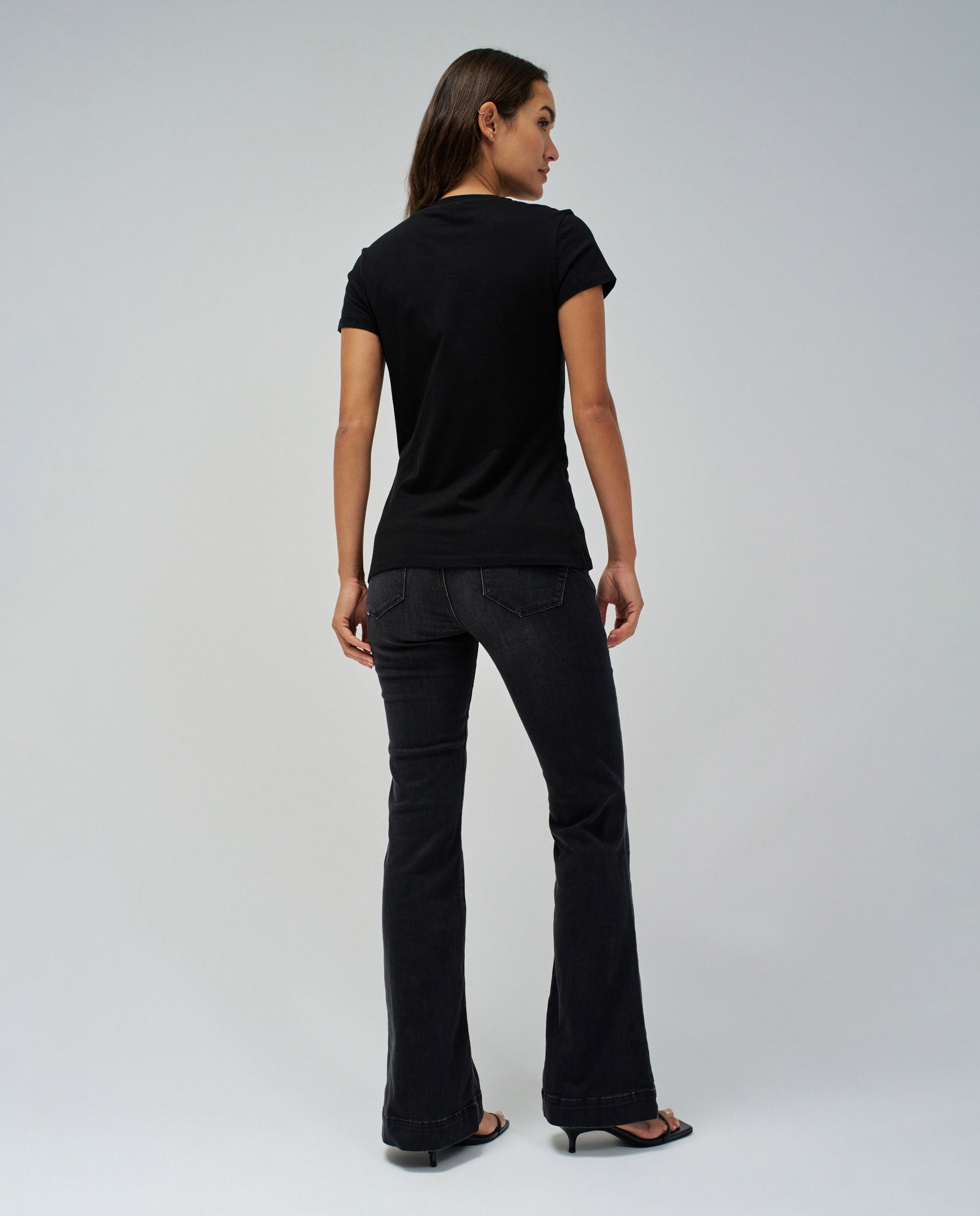 T-shirt de Manga Curta Slim com Logo Preto-3