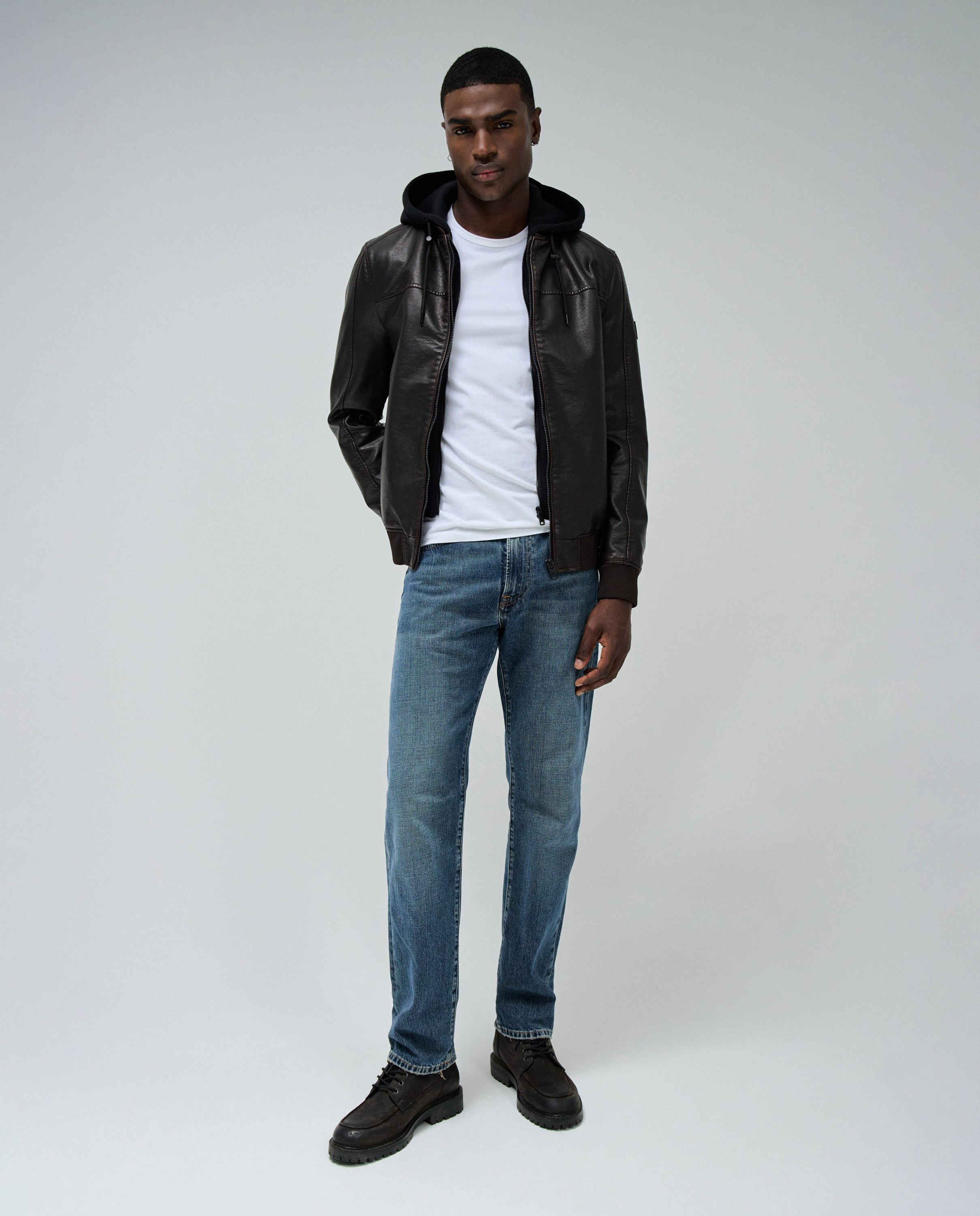 Blusão Bomber Efeito Pele Castanho-5