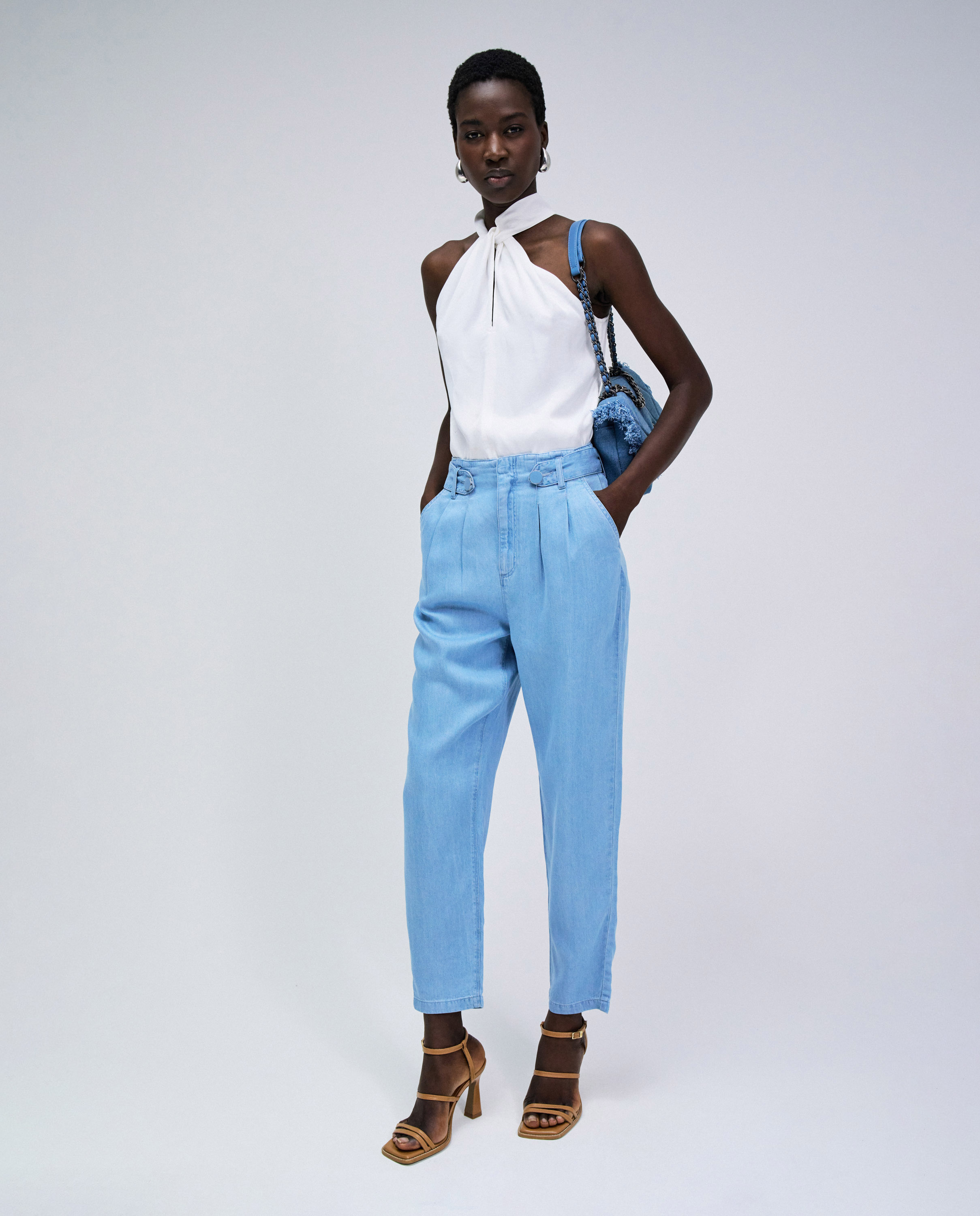 Imagem 0 de Calças Retas Baggy Cropped Slim