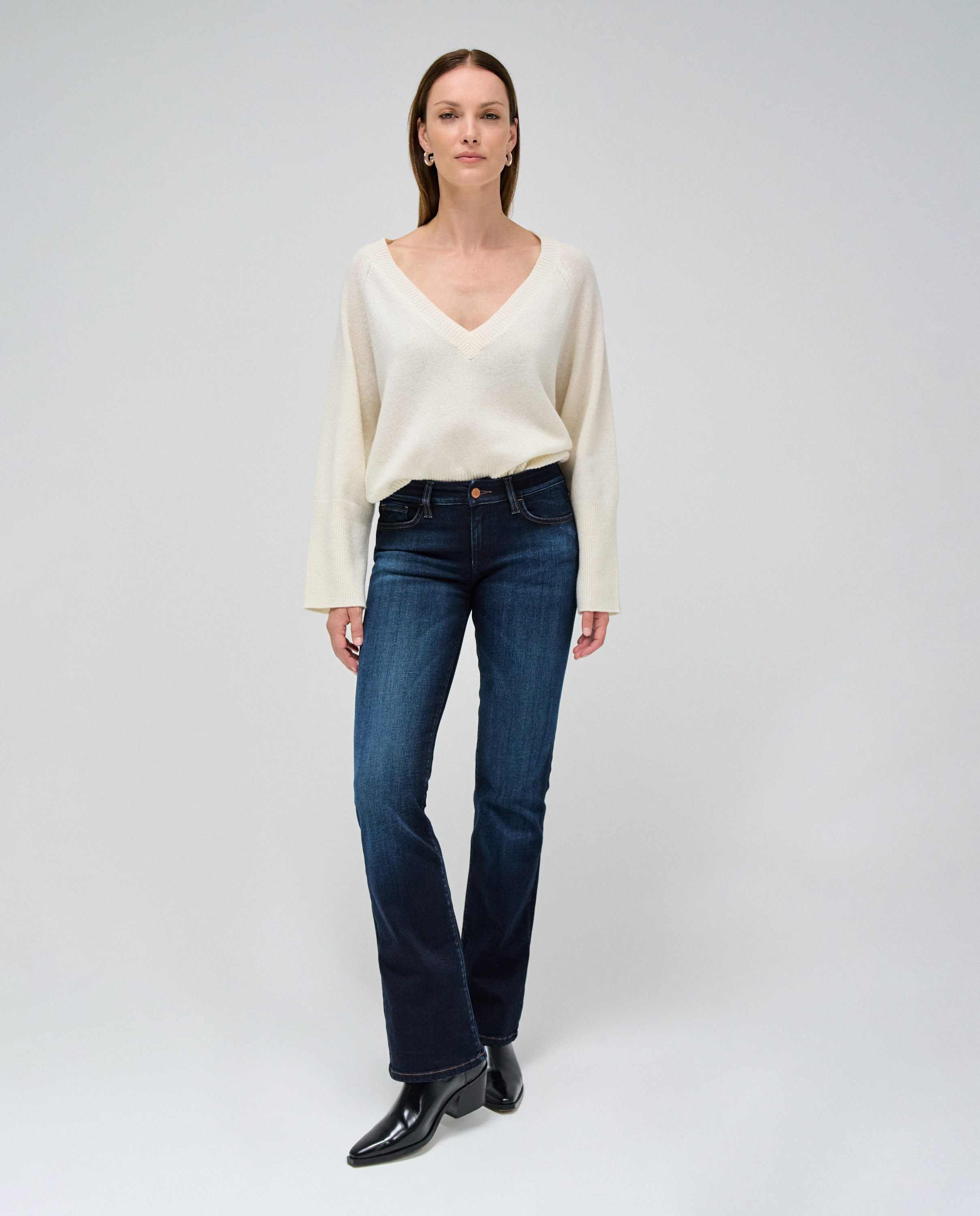 Jeans Wonder Push Up Bootcut de Cintura Baixa Azul-escuro-1