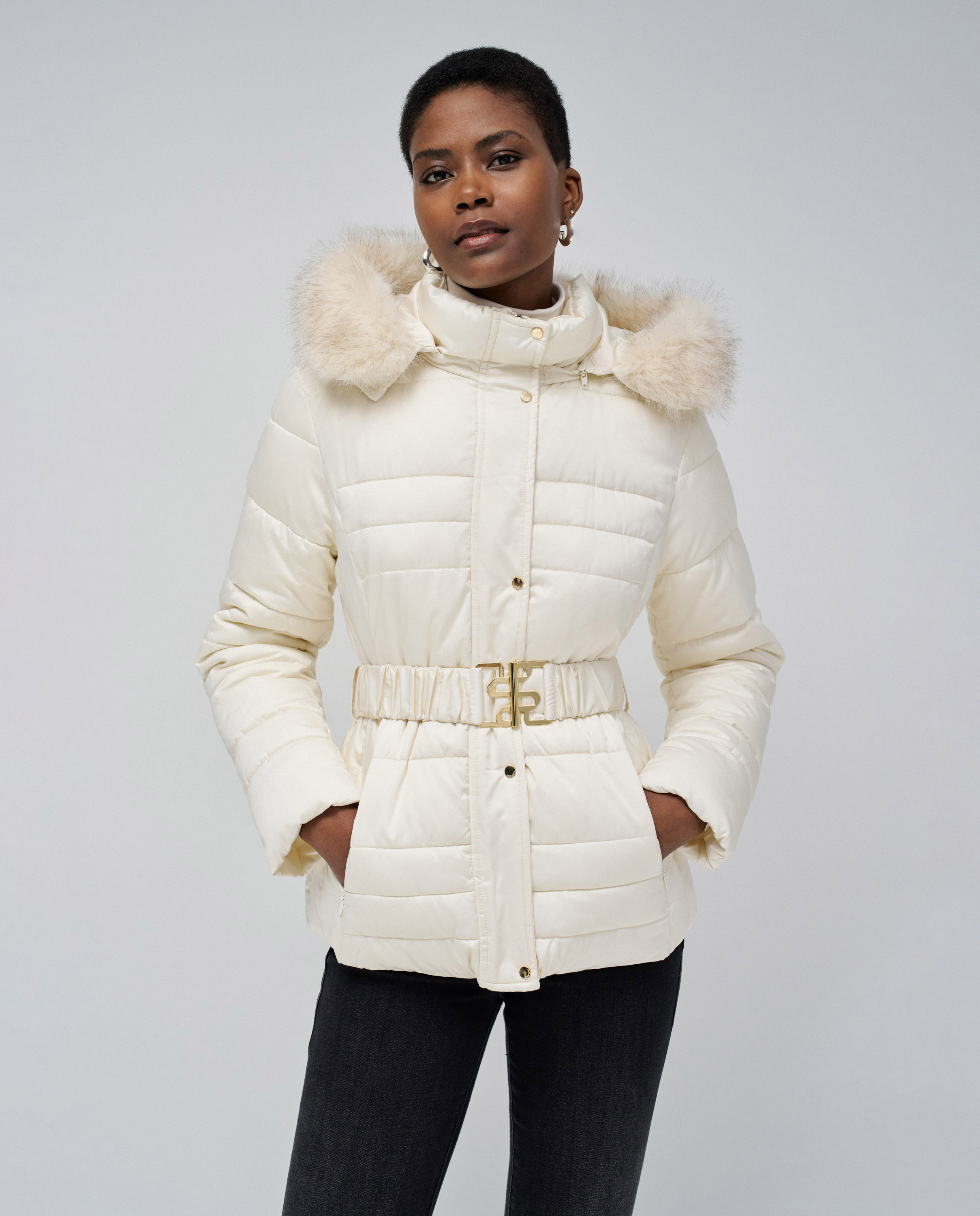 Imagem 0 de Blusão Acolchoado Jackie com Capuz e Cinto