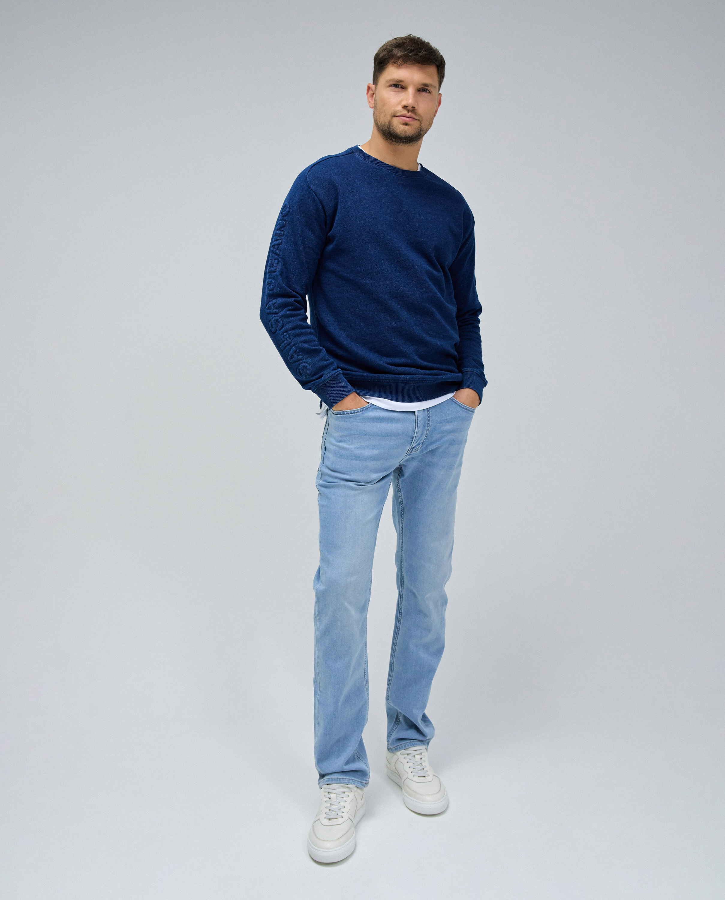 Jeans Jogger Regular Fit Azul-claro-1