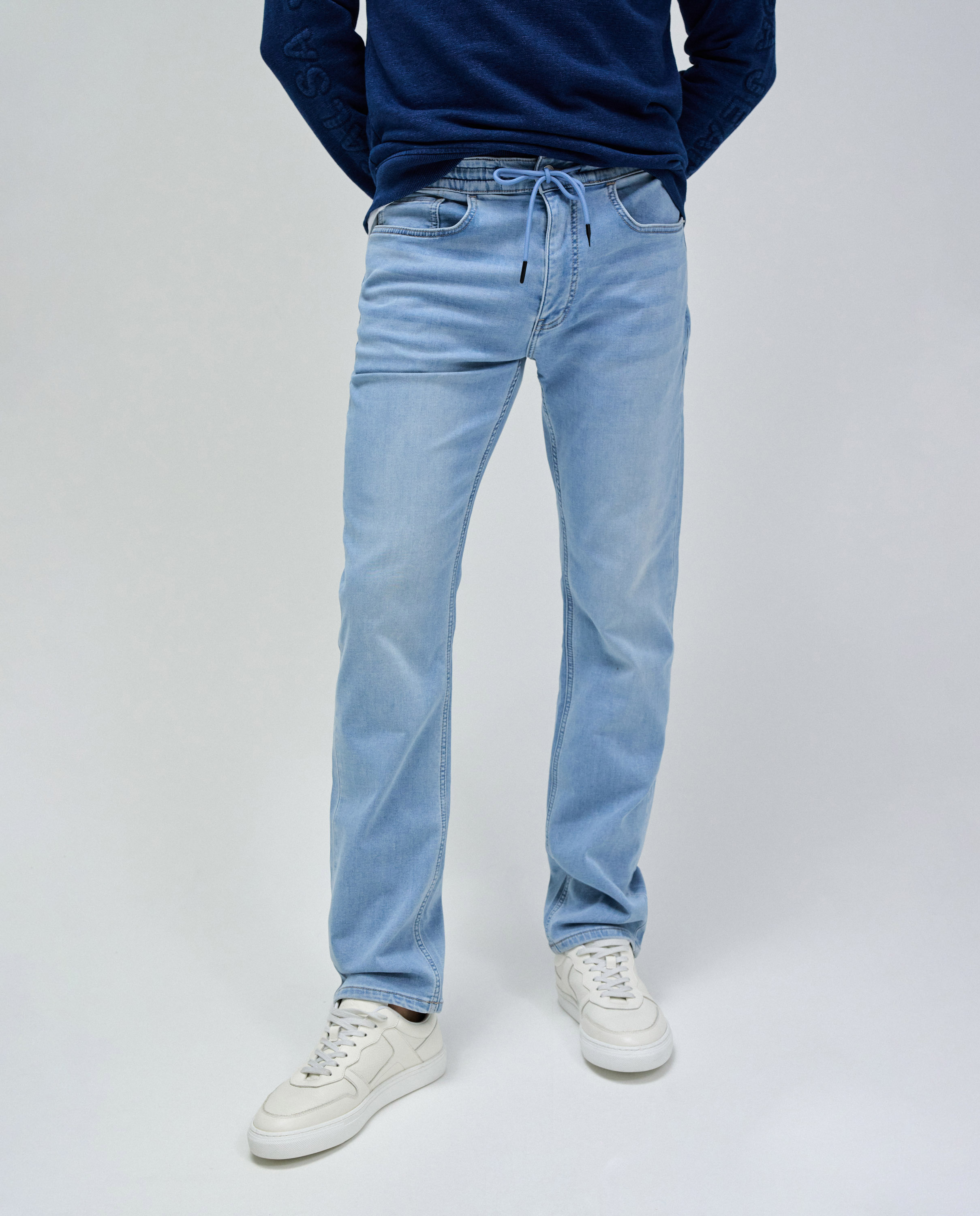 Jeans Jogger Regular Fit Azul-claro-5