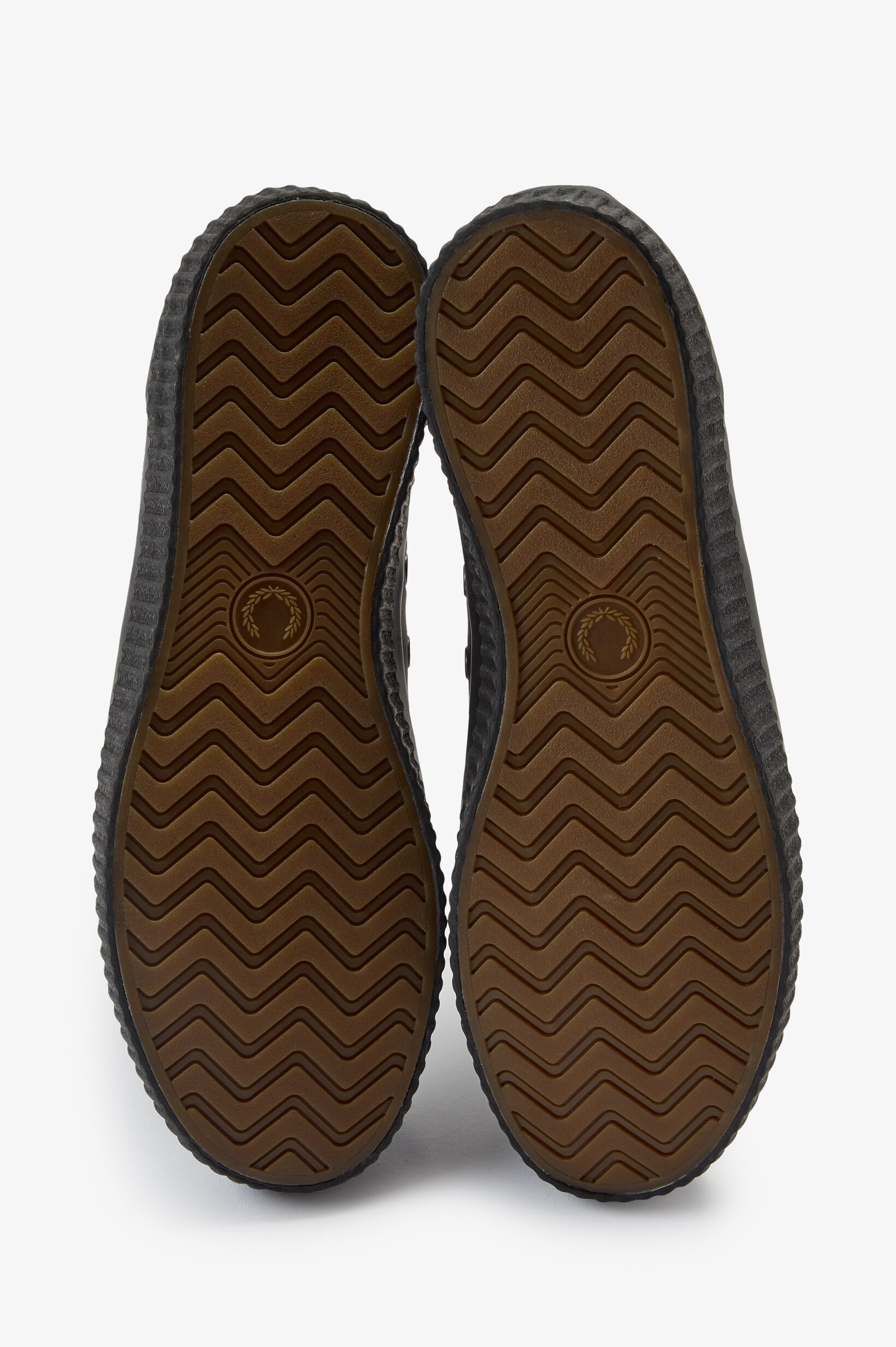 Sapatilhas desportivas 'Hughes Low' em lona Preto-4