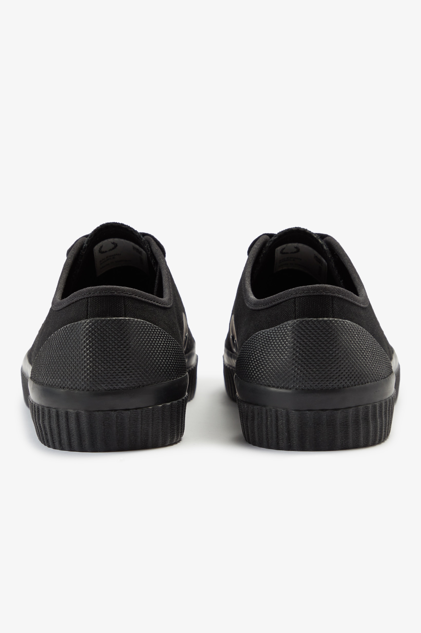 Sapatilhas desportivas 'Hughes Low' em lona Preto-5